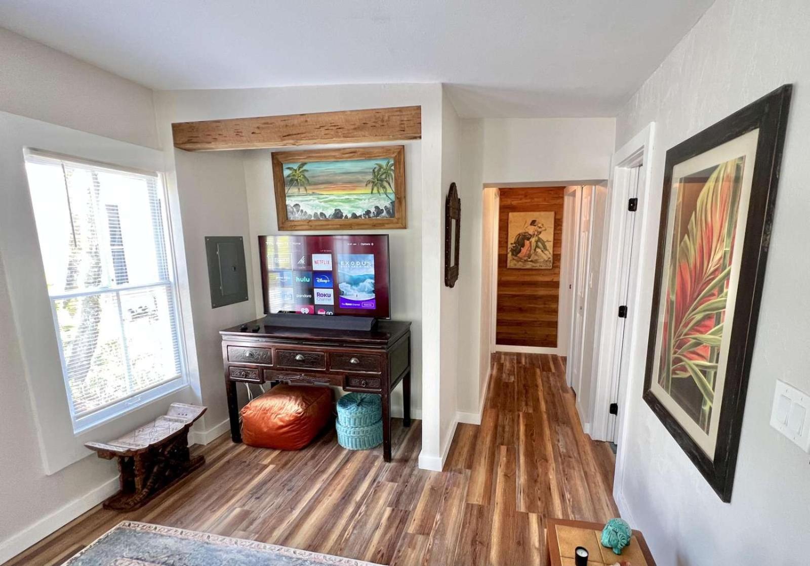 Two-Bedroom House photo 2
