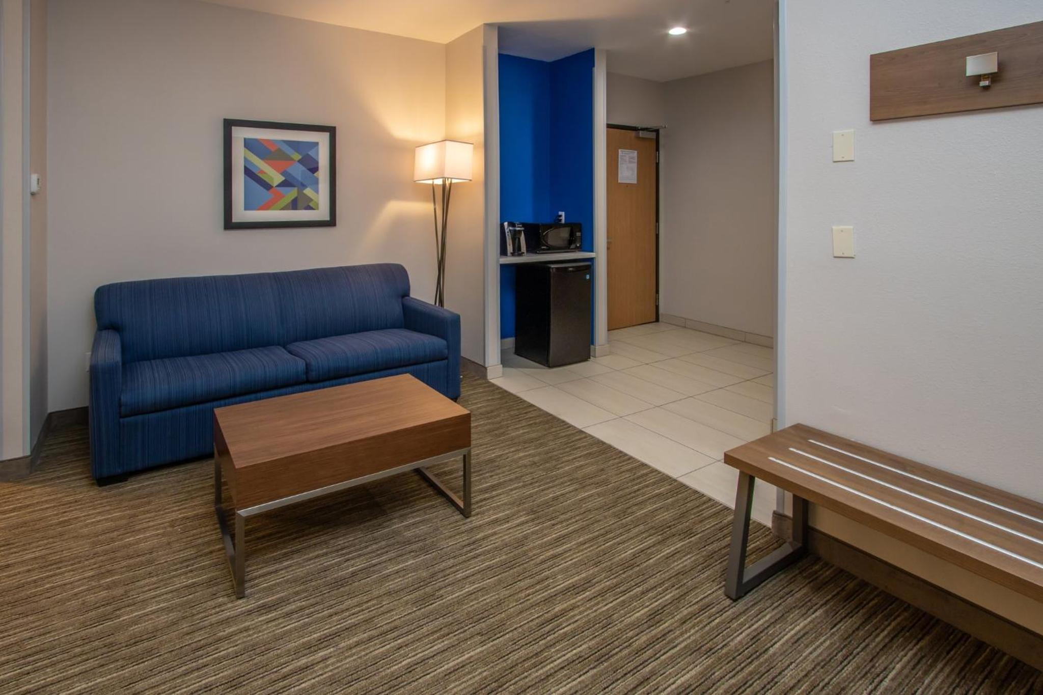 King Suite - Photo 19