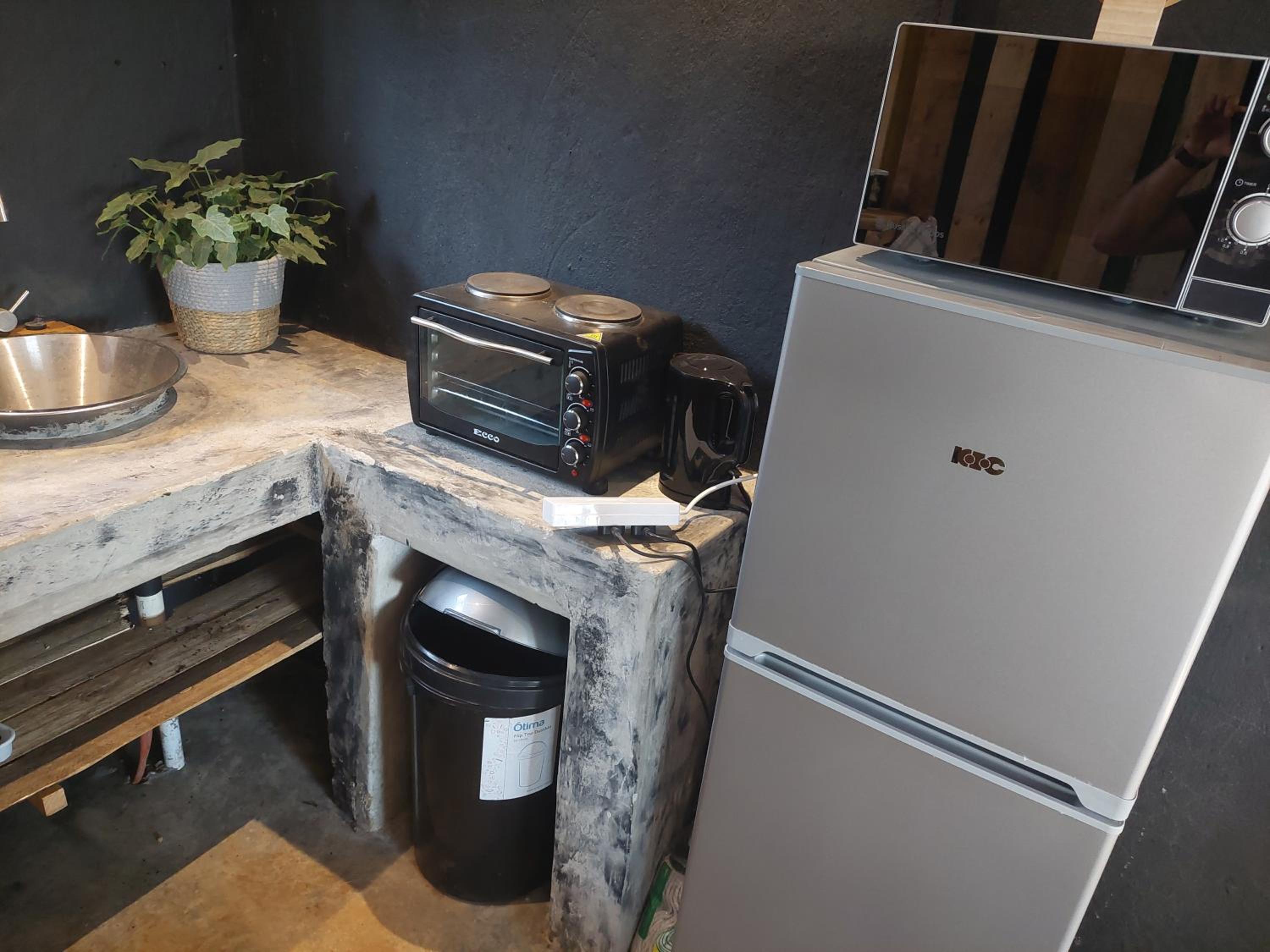One-Bedroom Apartment - Photo 18