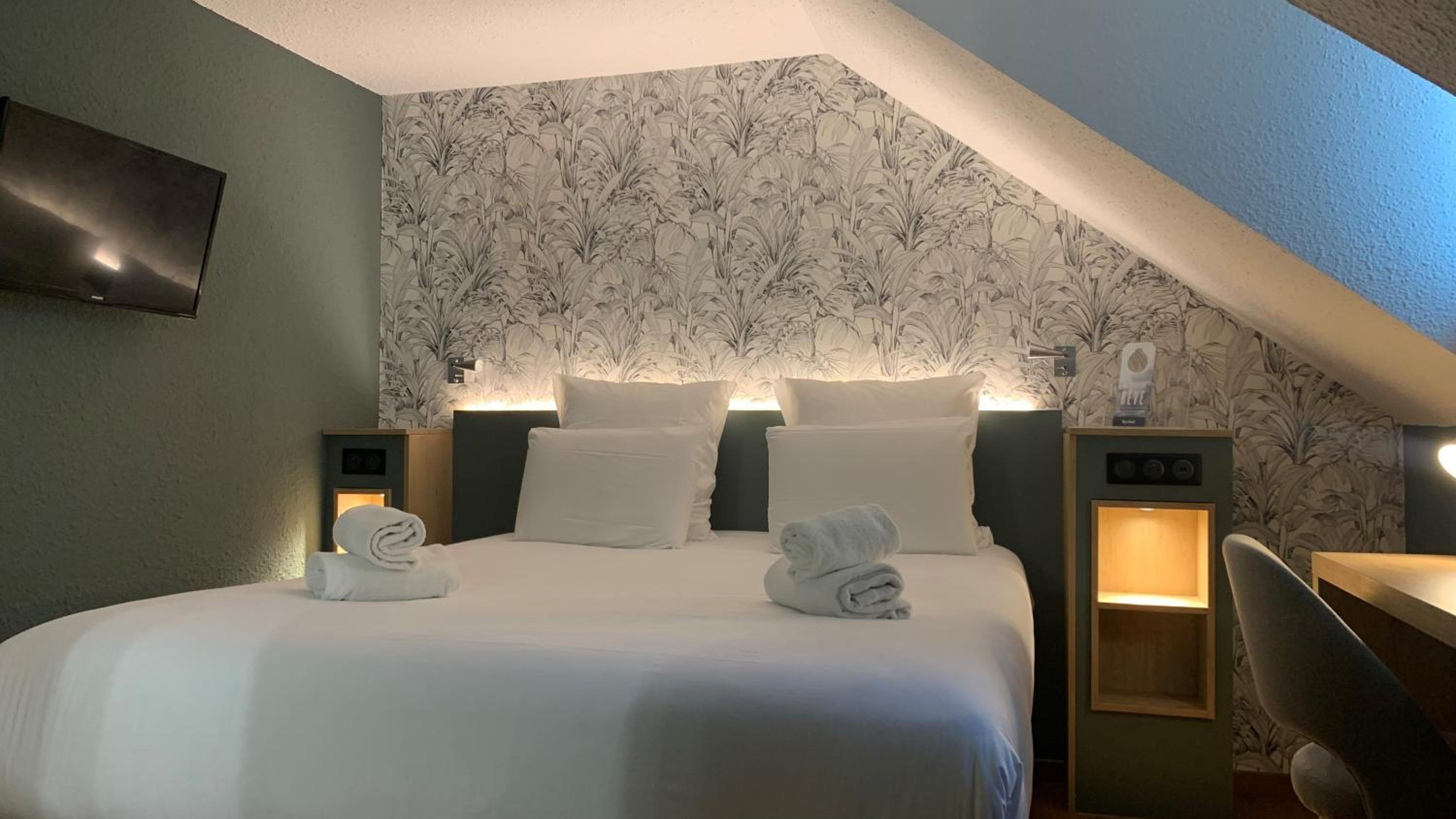 Double Room - Photo 14