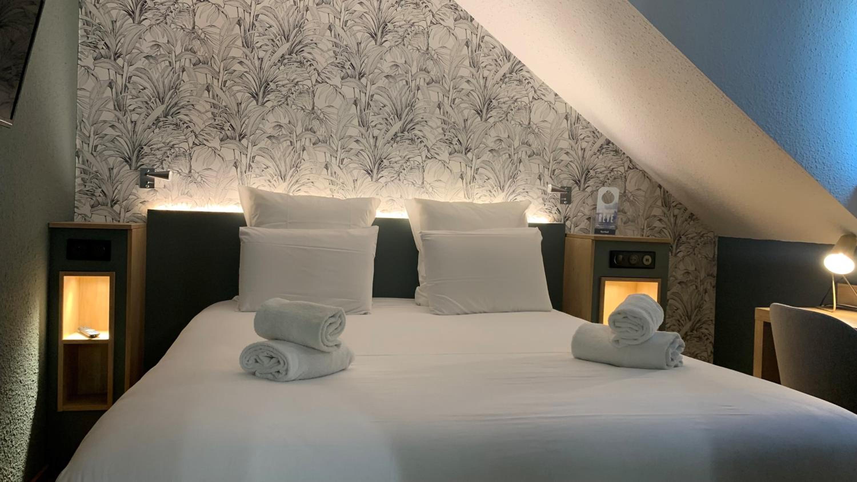 Double Room - Photo 6
