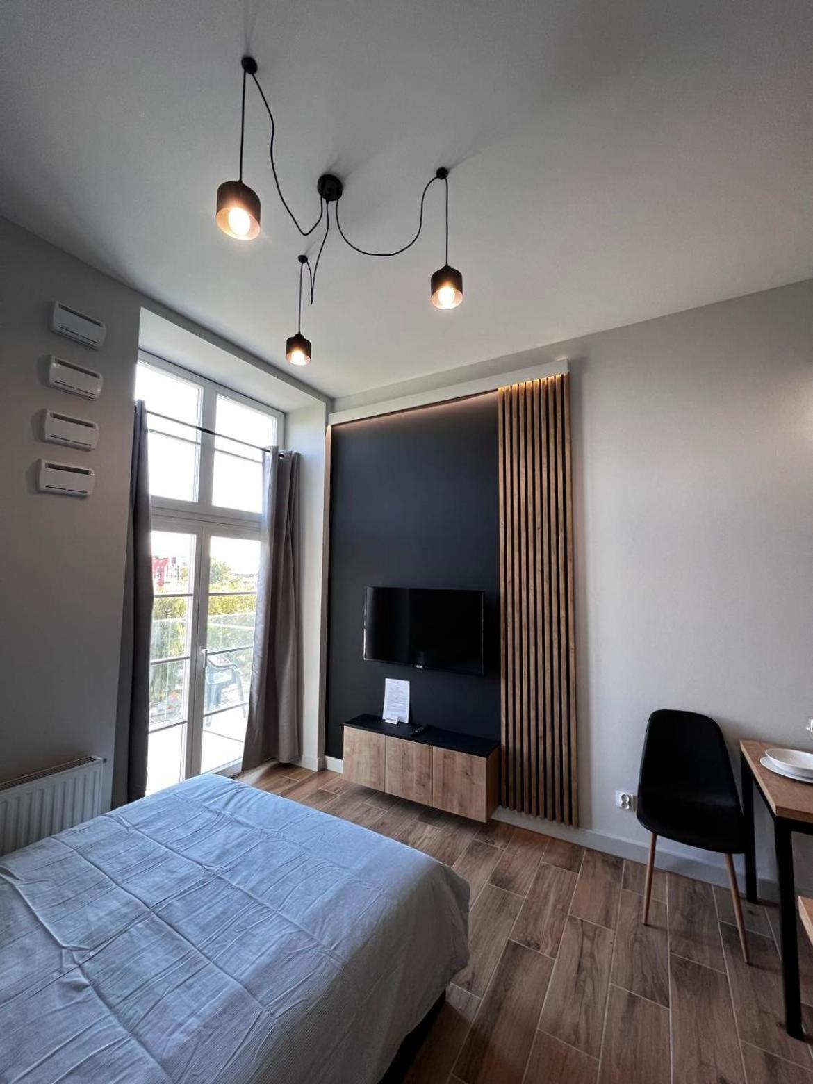 Studio Apartment photo 3