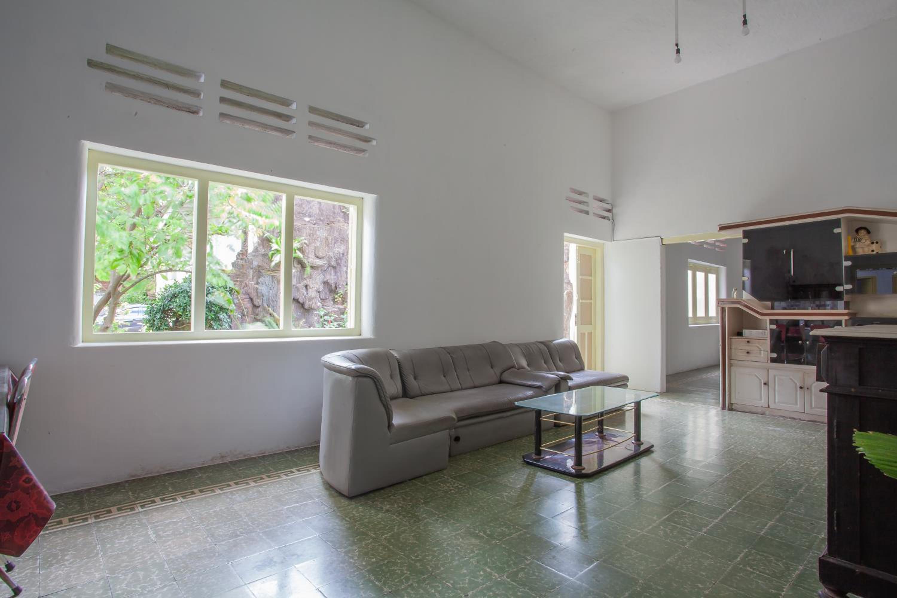 One-Bedroom House - Photo 12