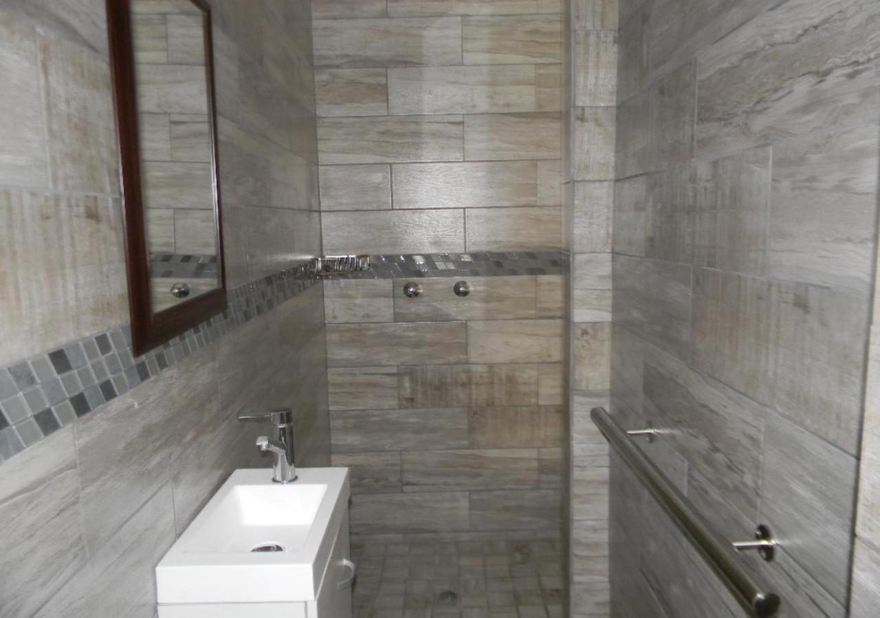 Two-Bedroom Chalet - Photo 3