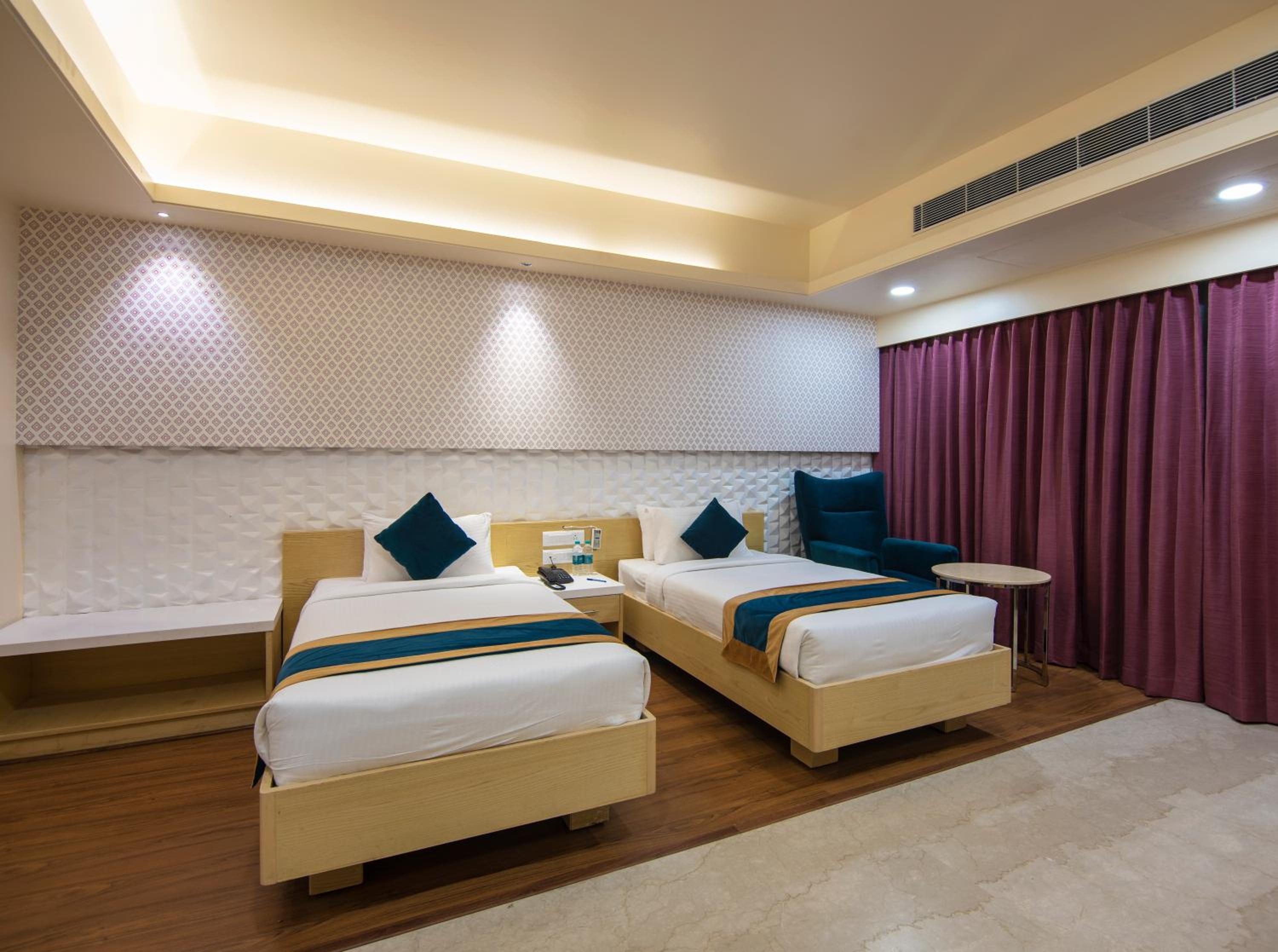 Junior Suite - Photo 1