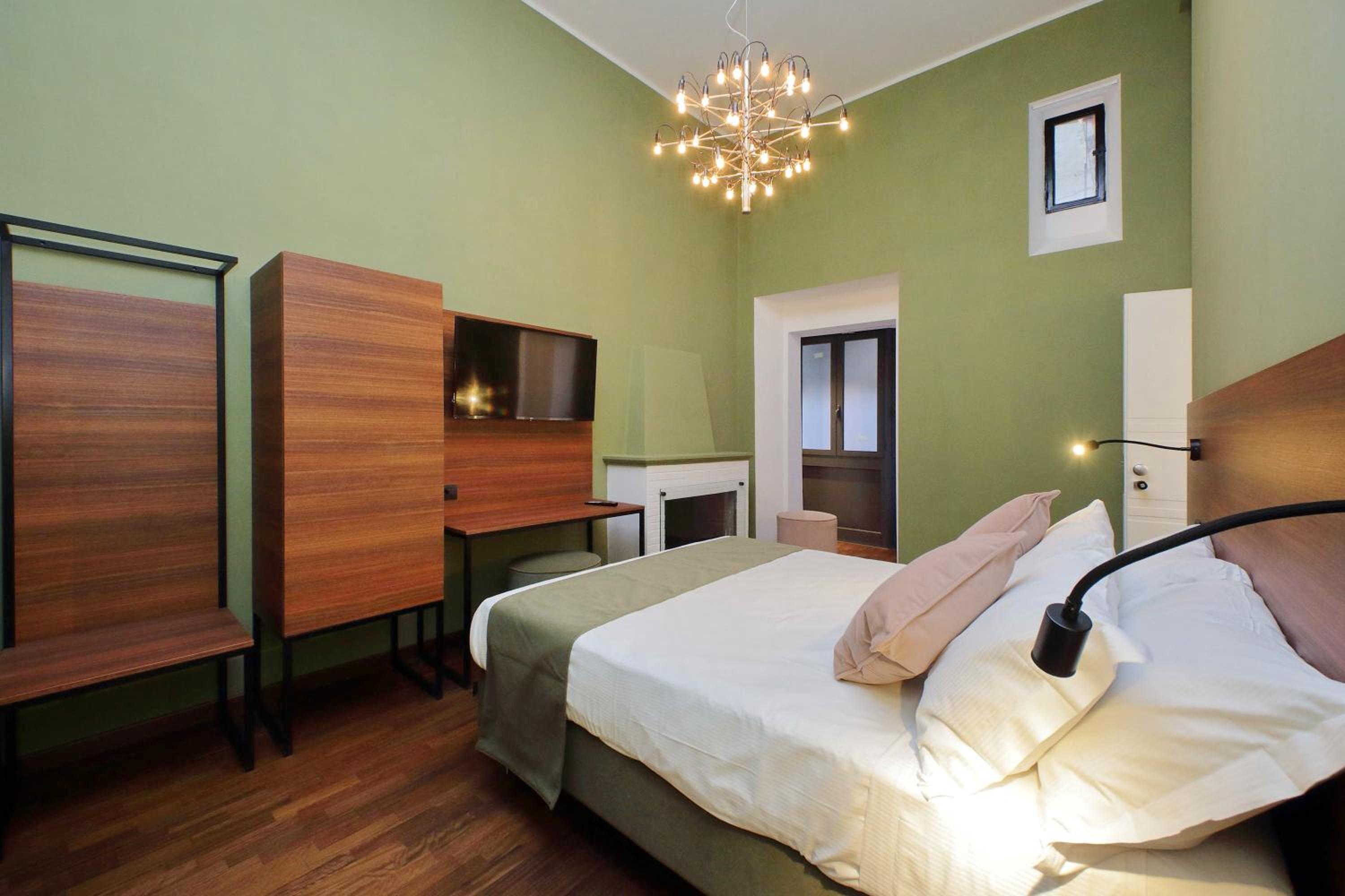 Large Double Room photo 2