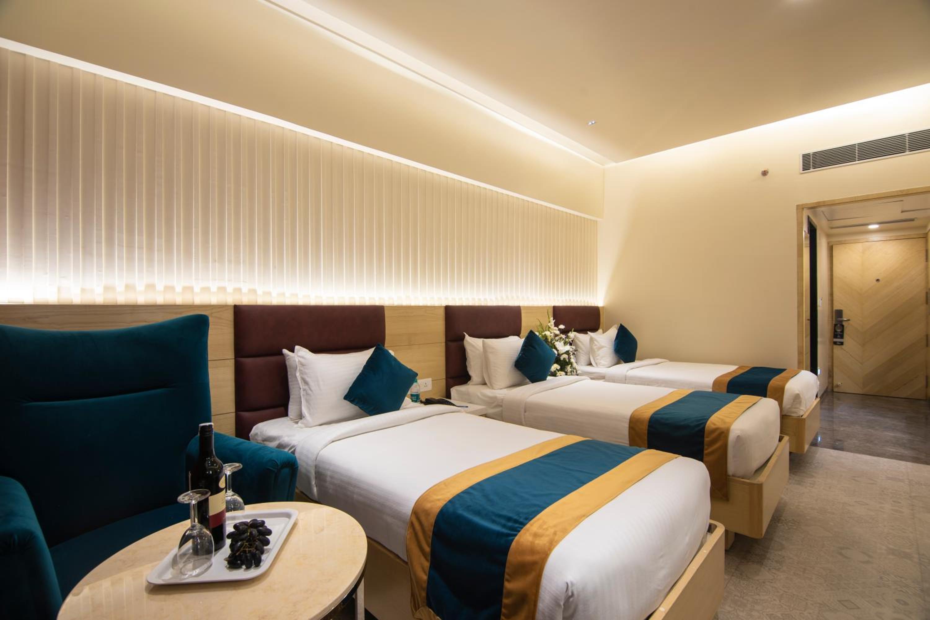 Executive Triple Room - Photo 2