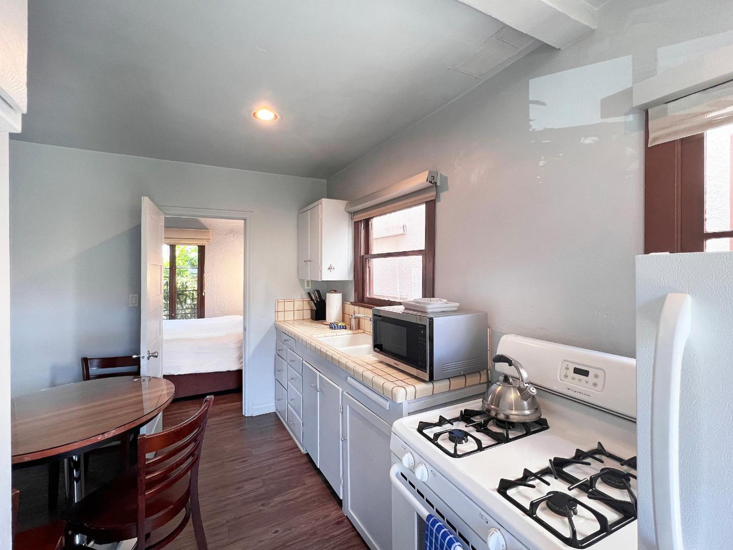 Superior Suite - Photo 3