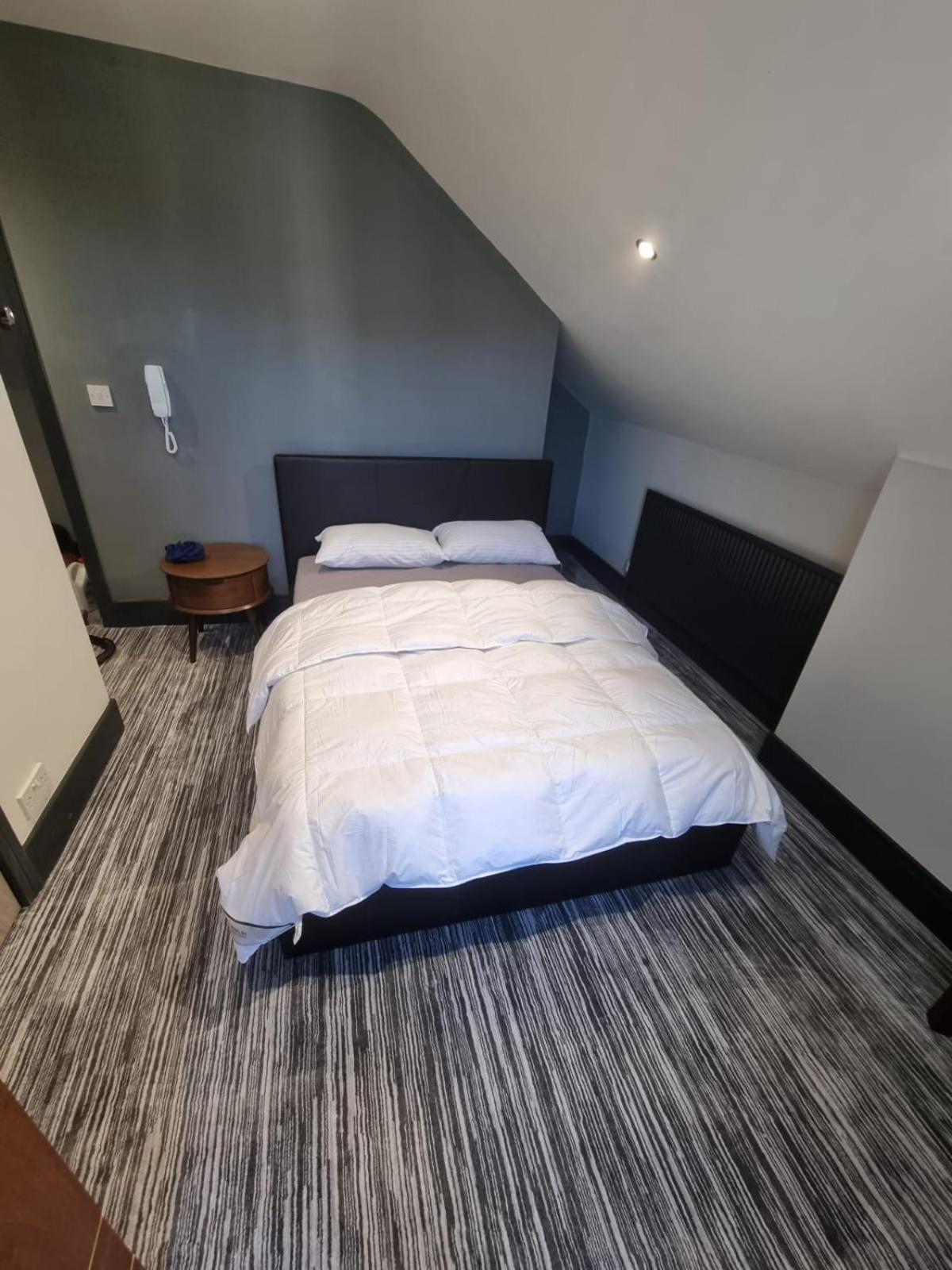 Double Room with Private Bathroom photo 2