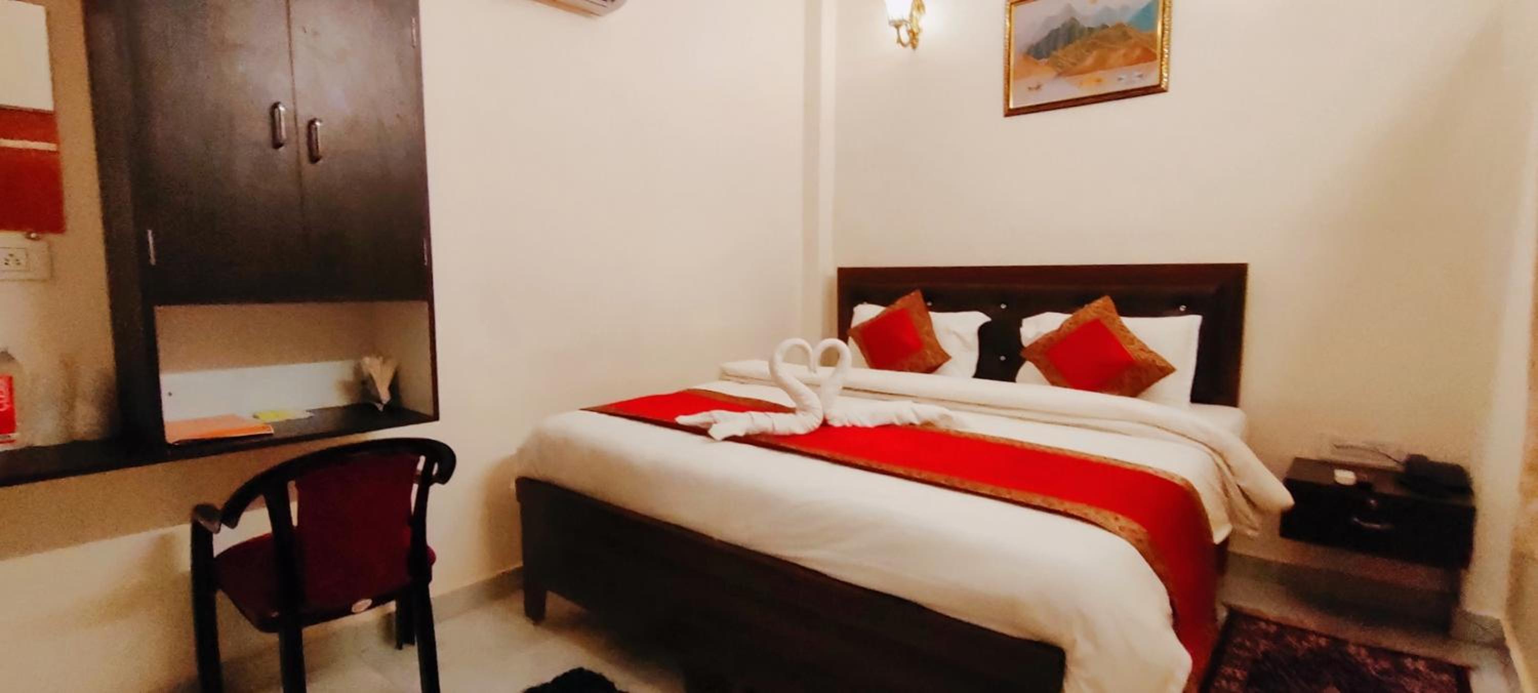 Deluxe Double Room - Photo 1