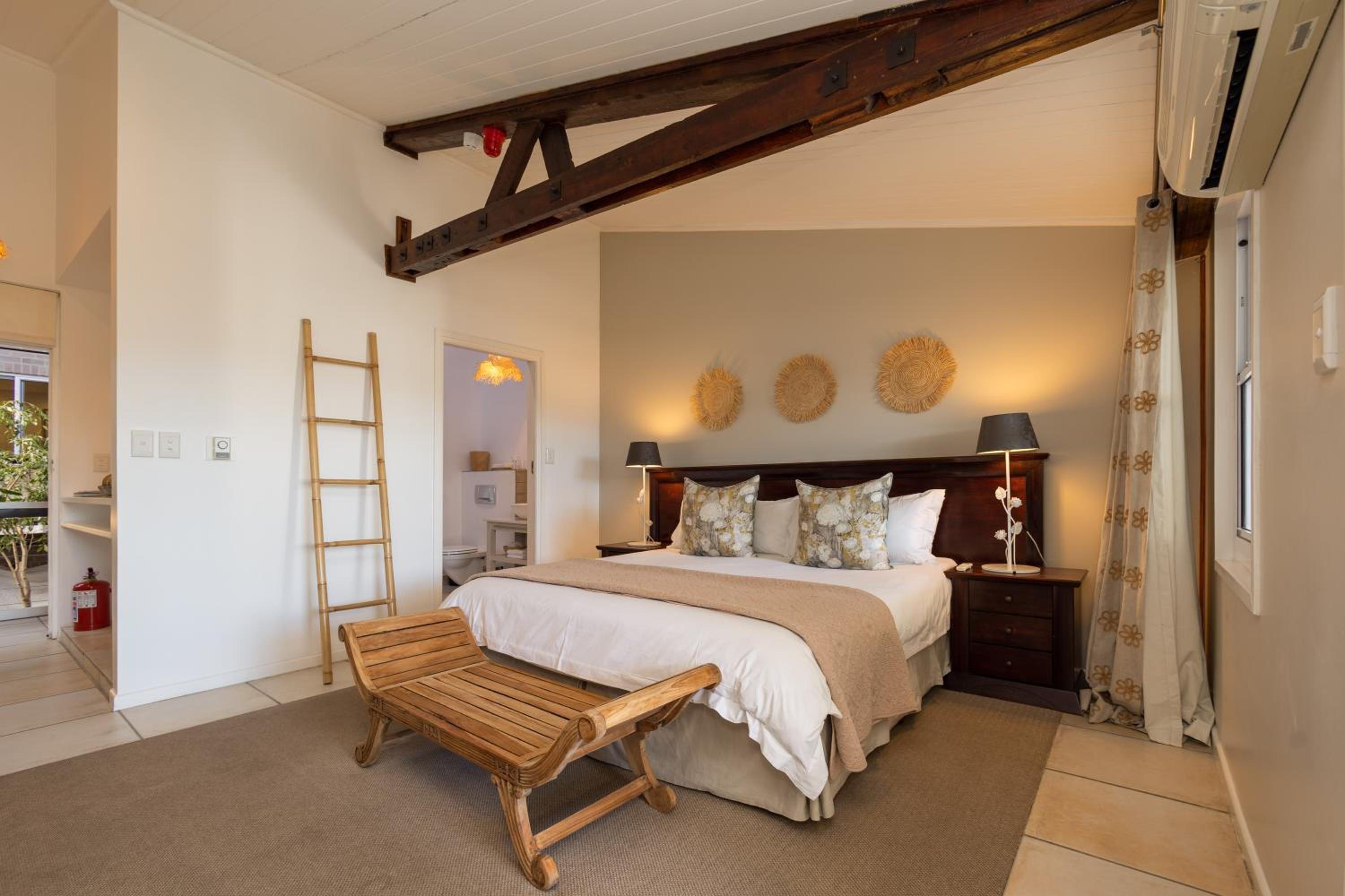 Standard Double Room - Photo 1