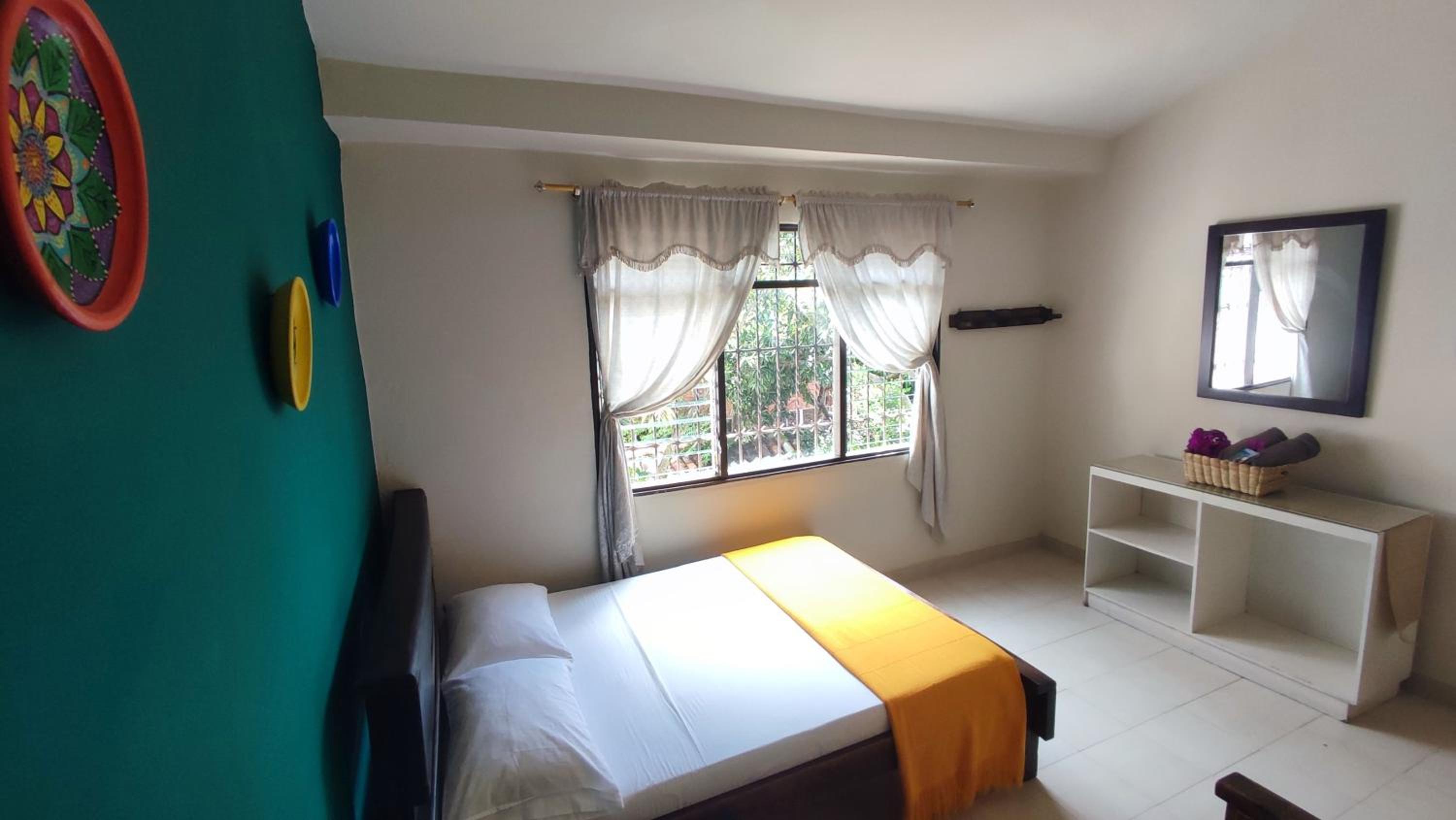 Twin Room with Shared Bathroom photo 2