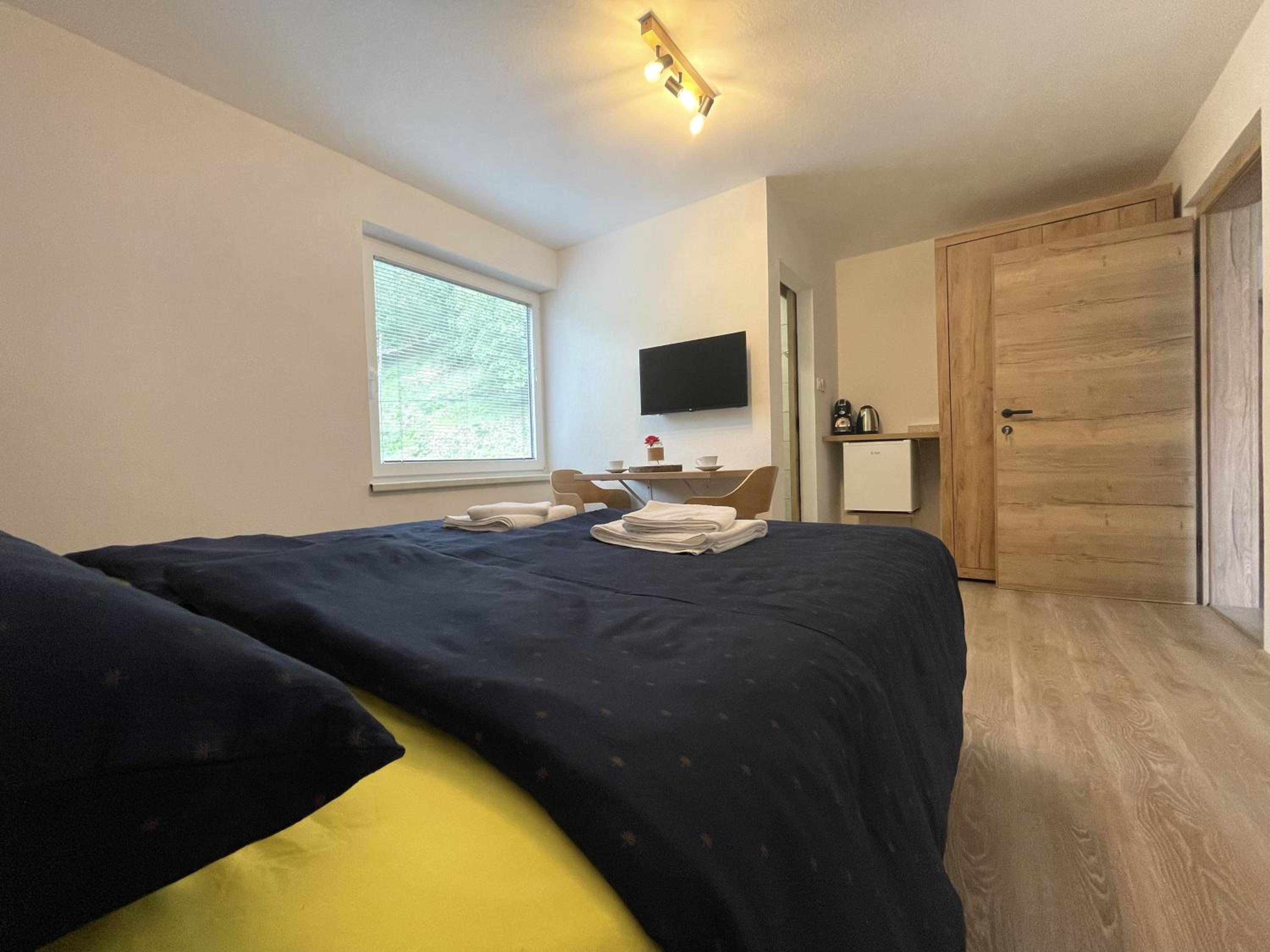 Double Room - Photo 3