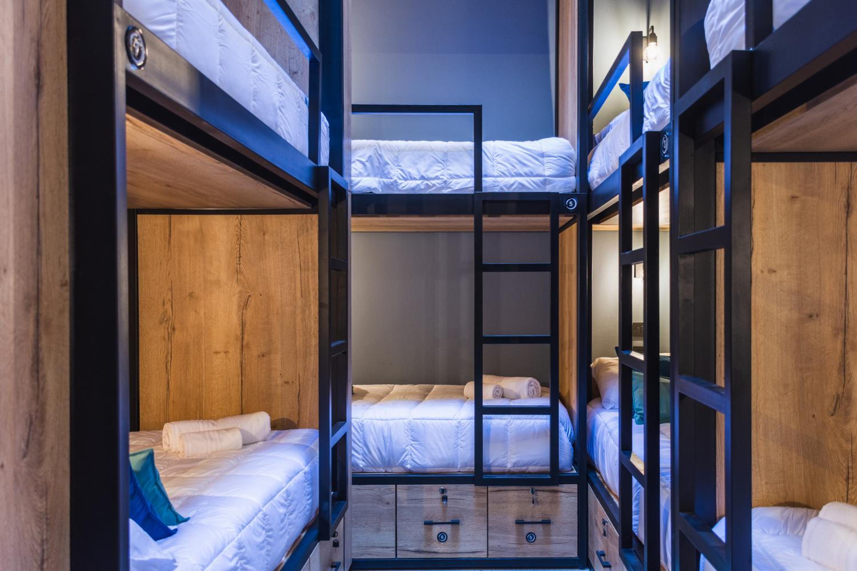 Bed in 8-Bed Mixed Dormitory Room
