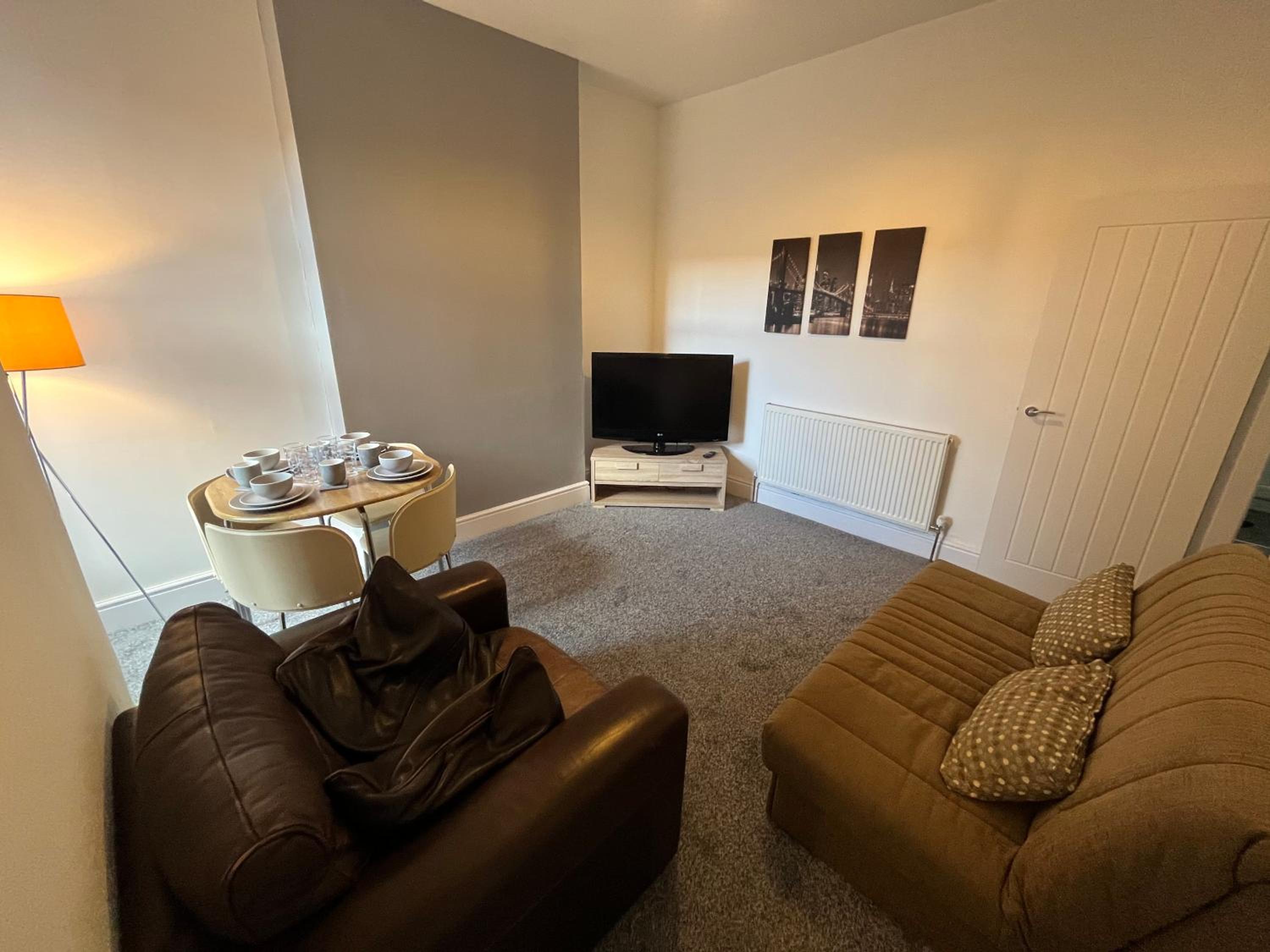 Apartment photo 1