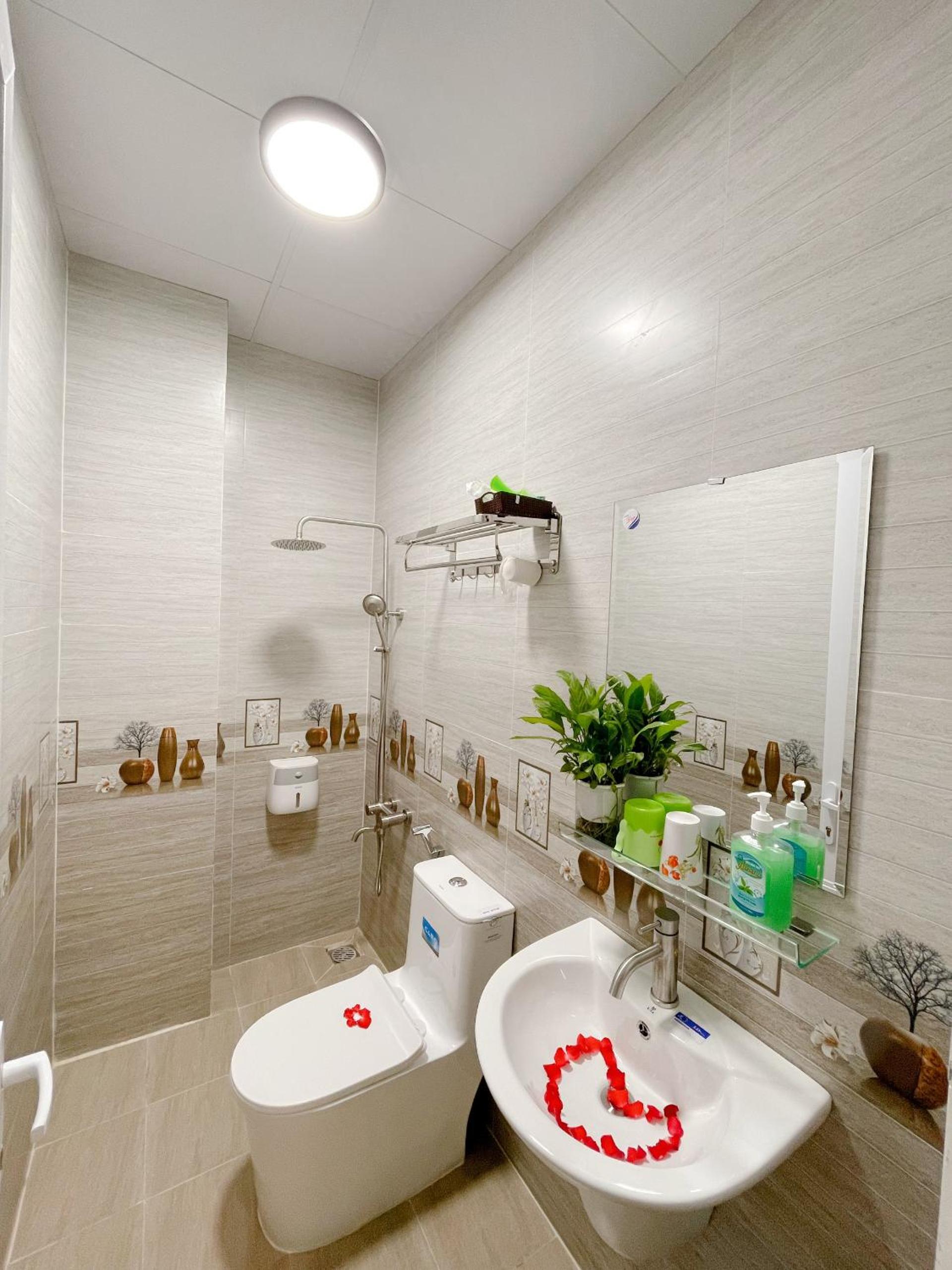 Standard Double Room - Photo 5