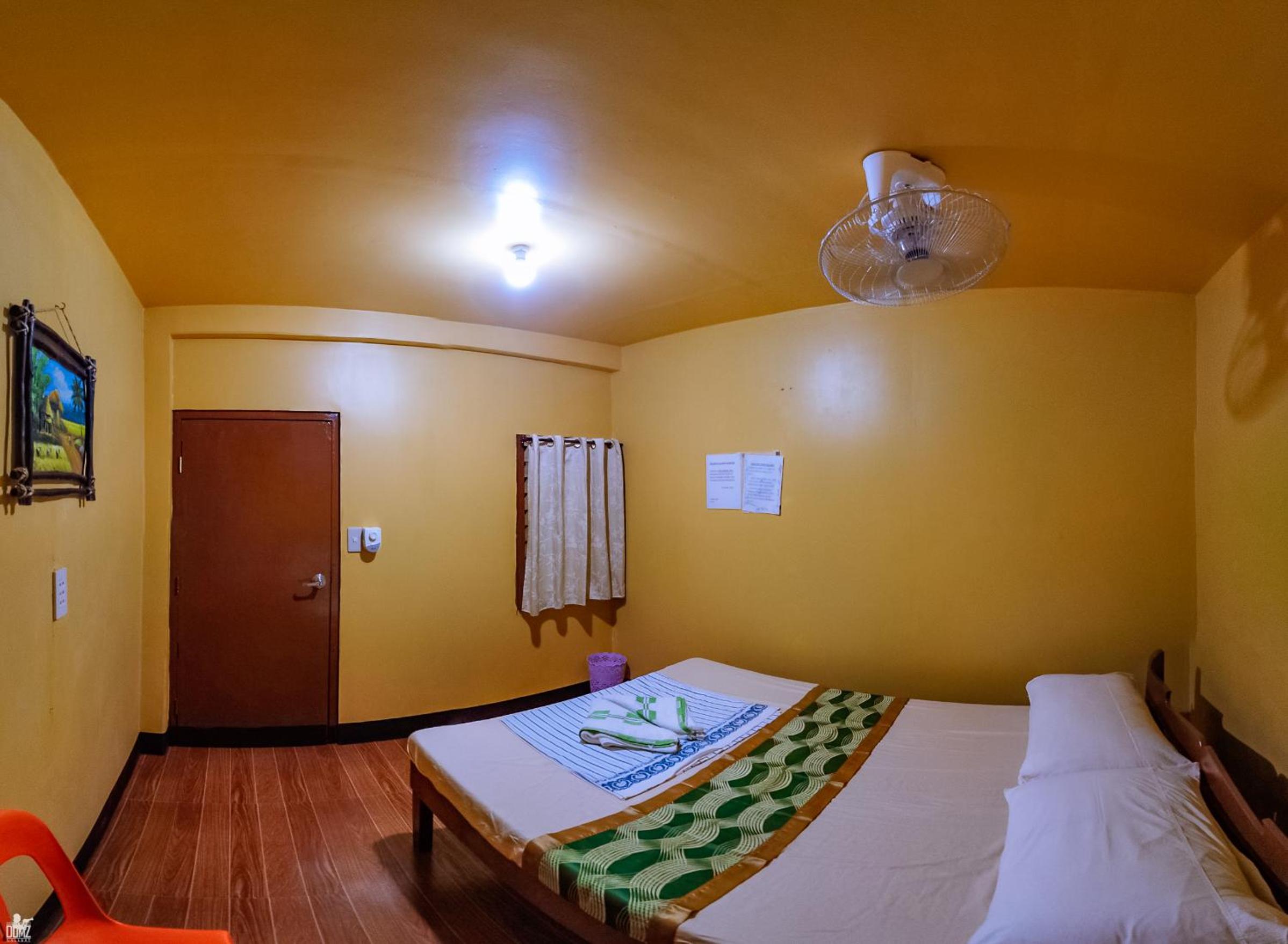 Standard Double Room with Fan photo 2