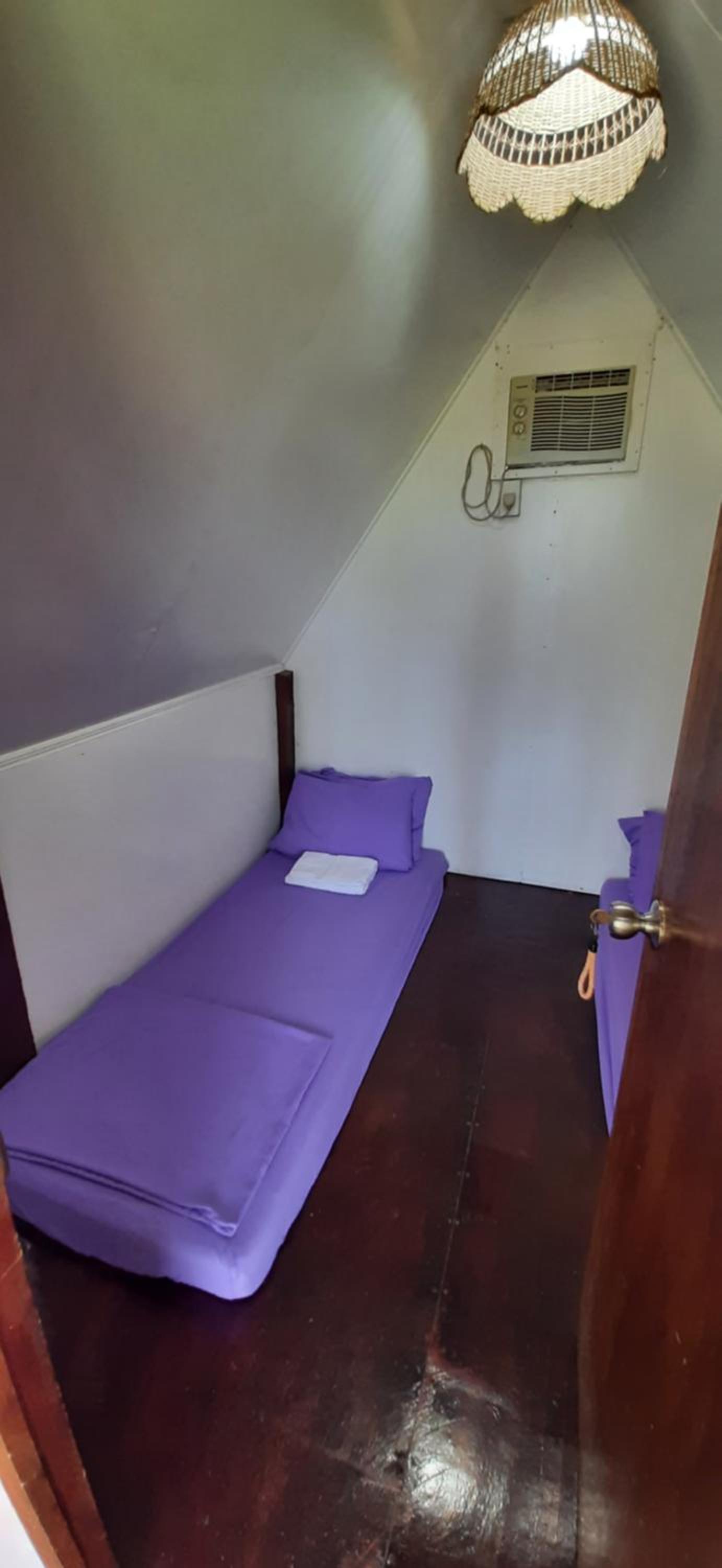 Budget Double or Twin Room - Photo 11