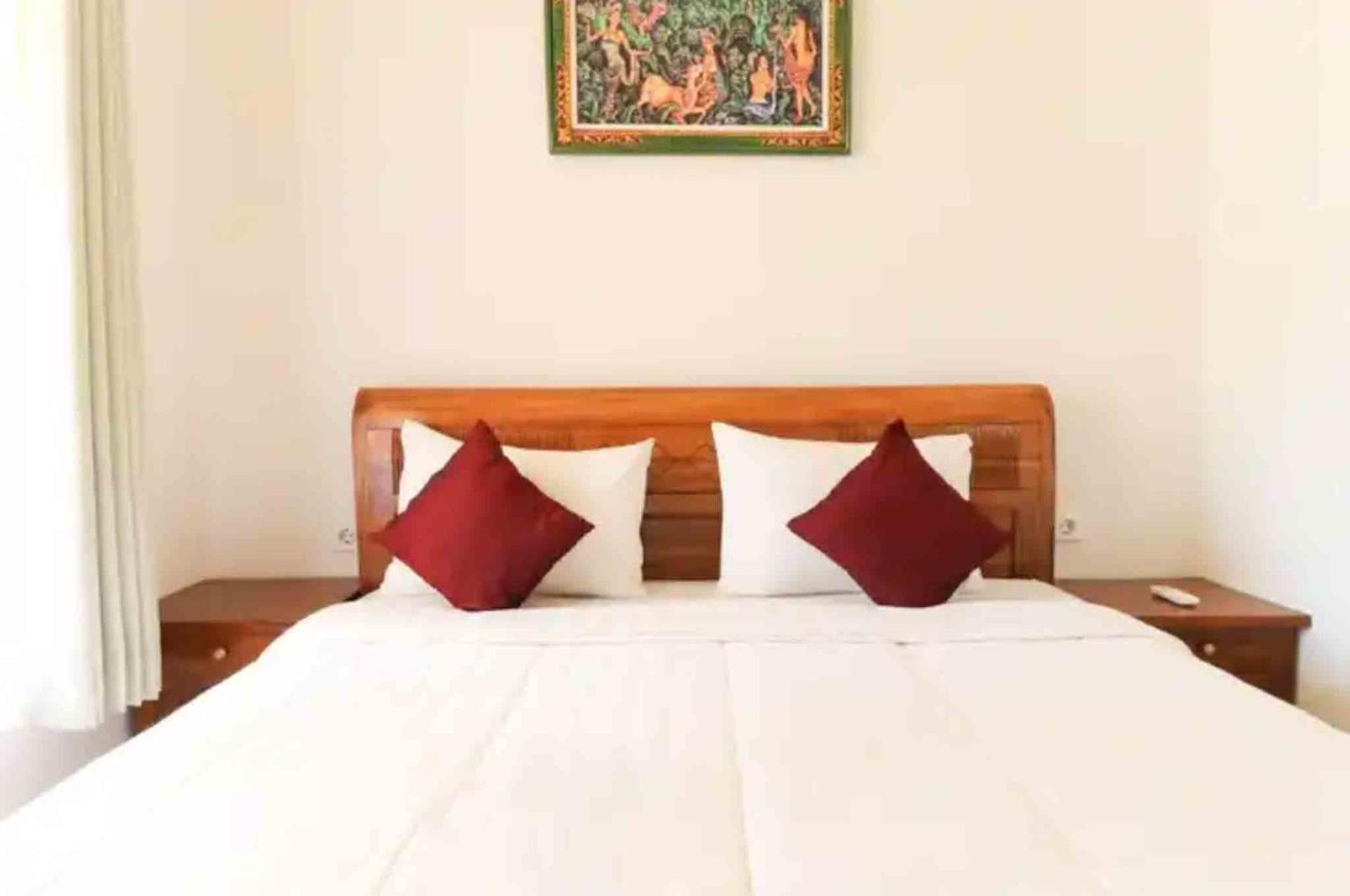 Standard Queen Room - Photo 9