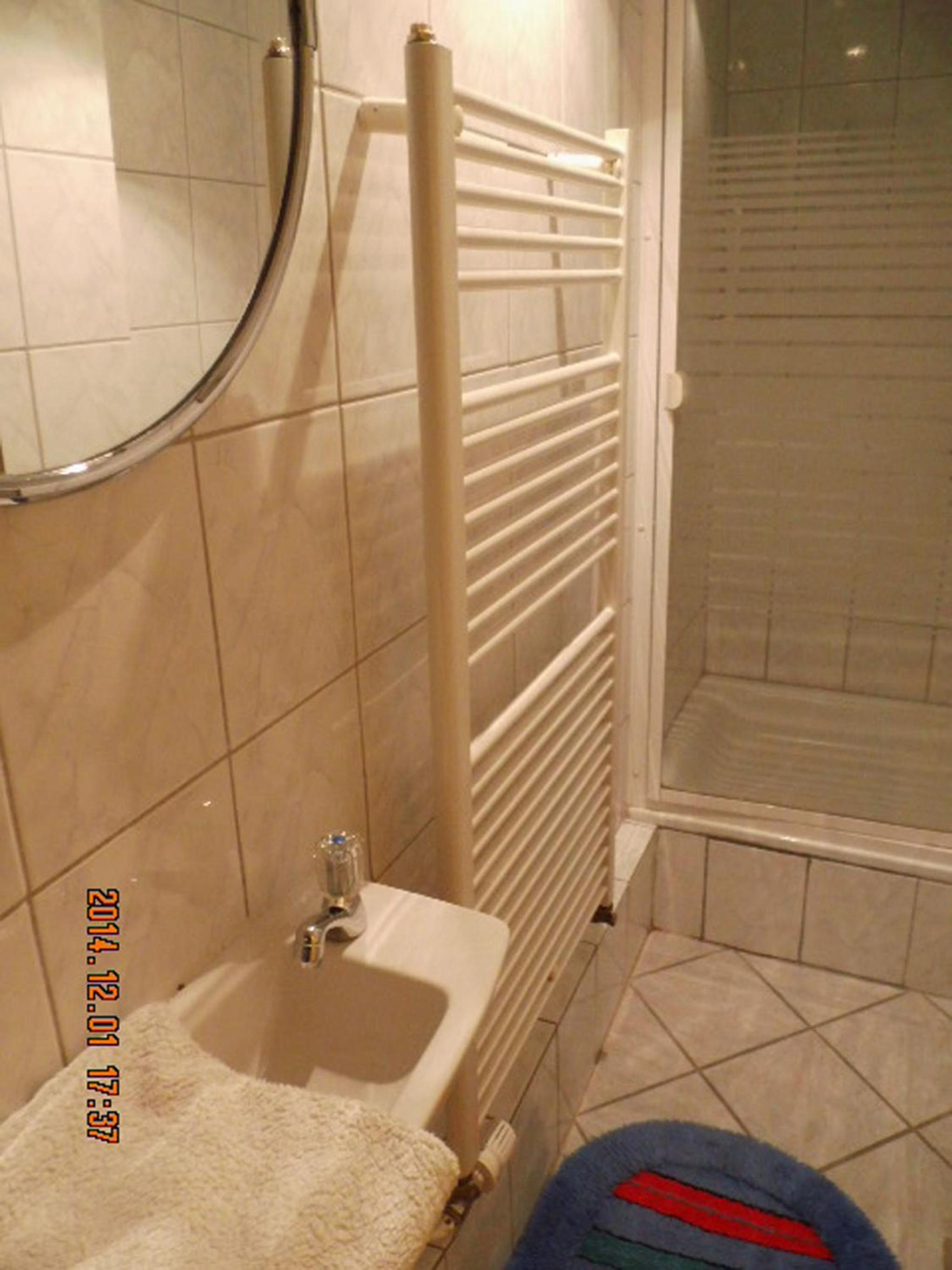 One-Bedroom Apartment (2 - 4 Adults) - Photo 85