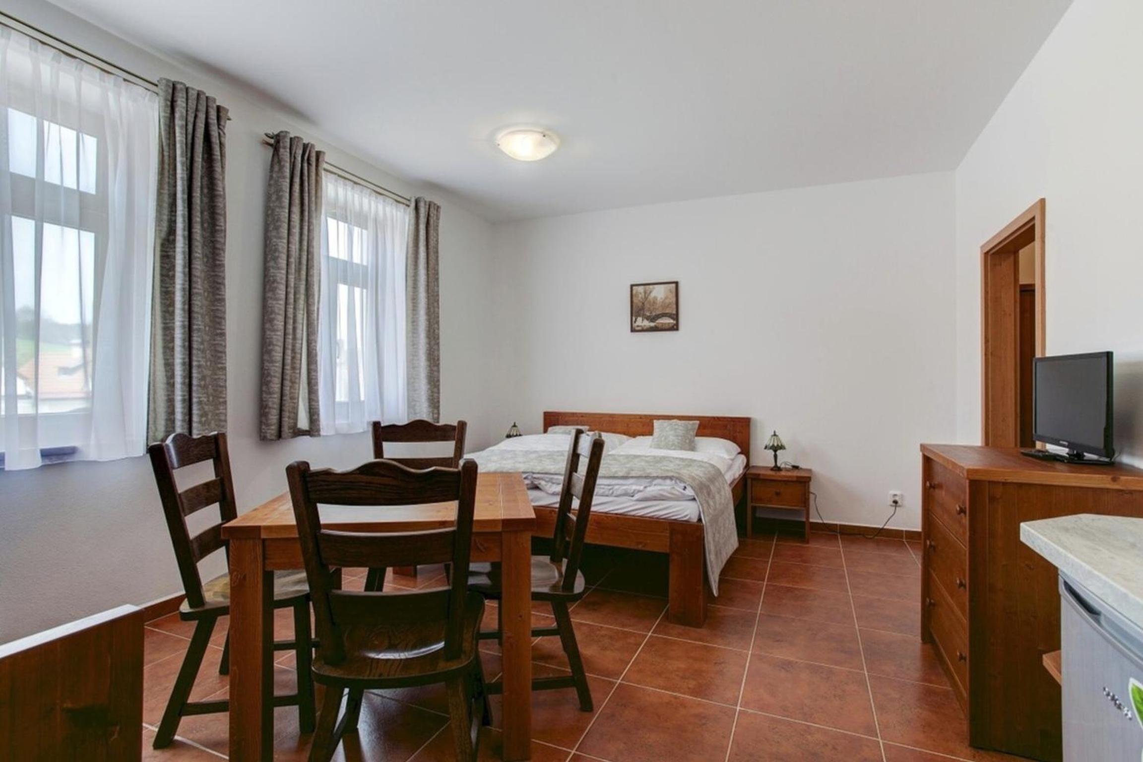Studio Apartment photo 1