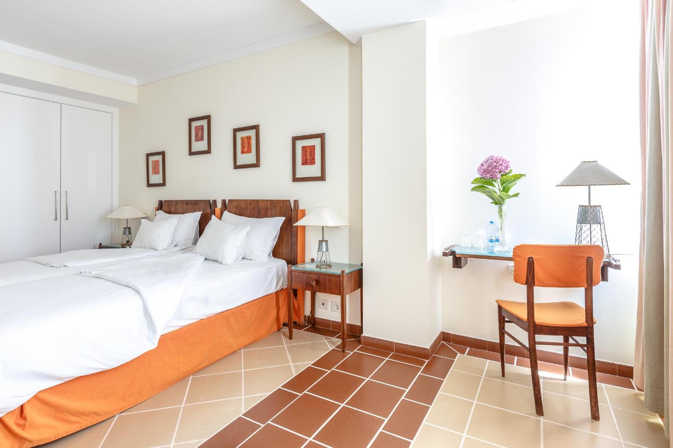 Classic Twin Room - Photo 1