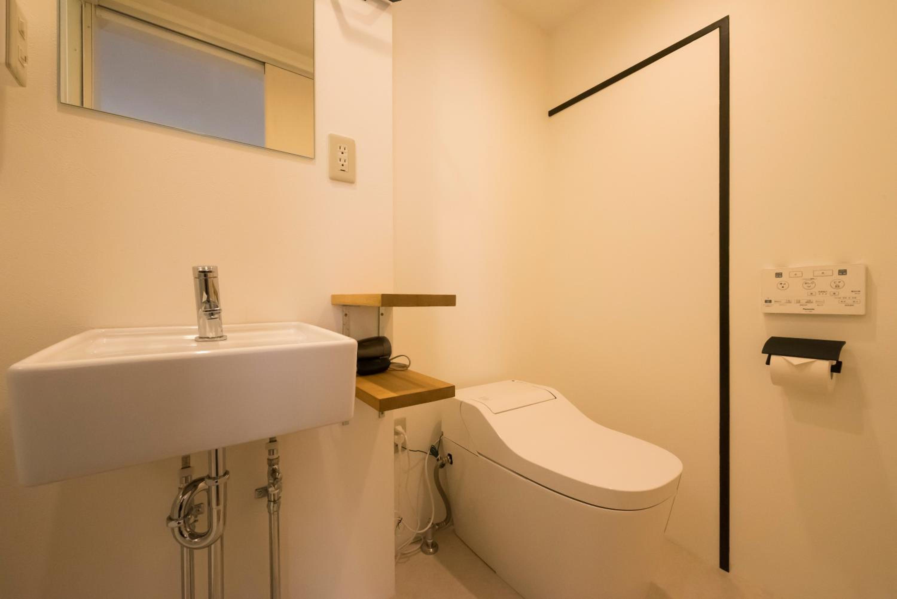 Twin Room with Shower photo 3