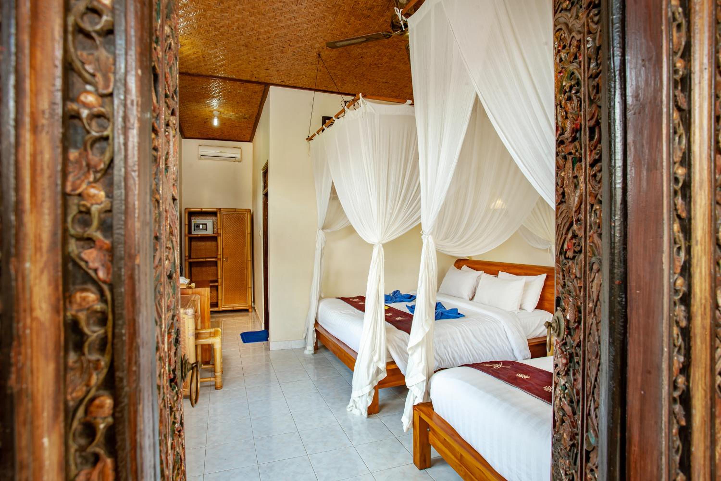Suite with Garden View