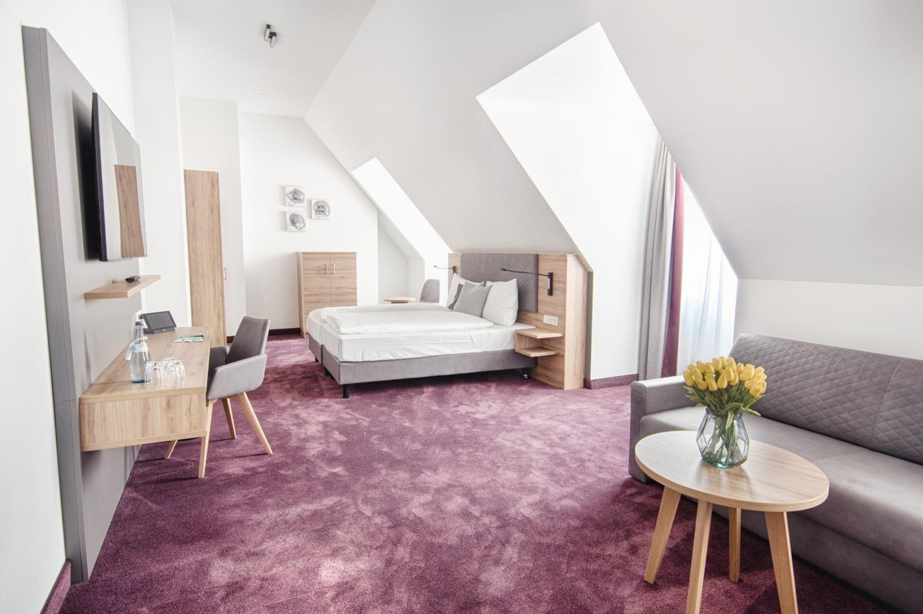 Double Room - Photo 7