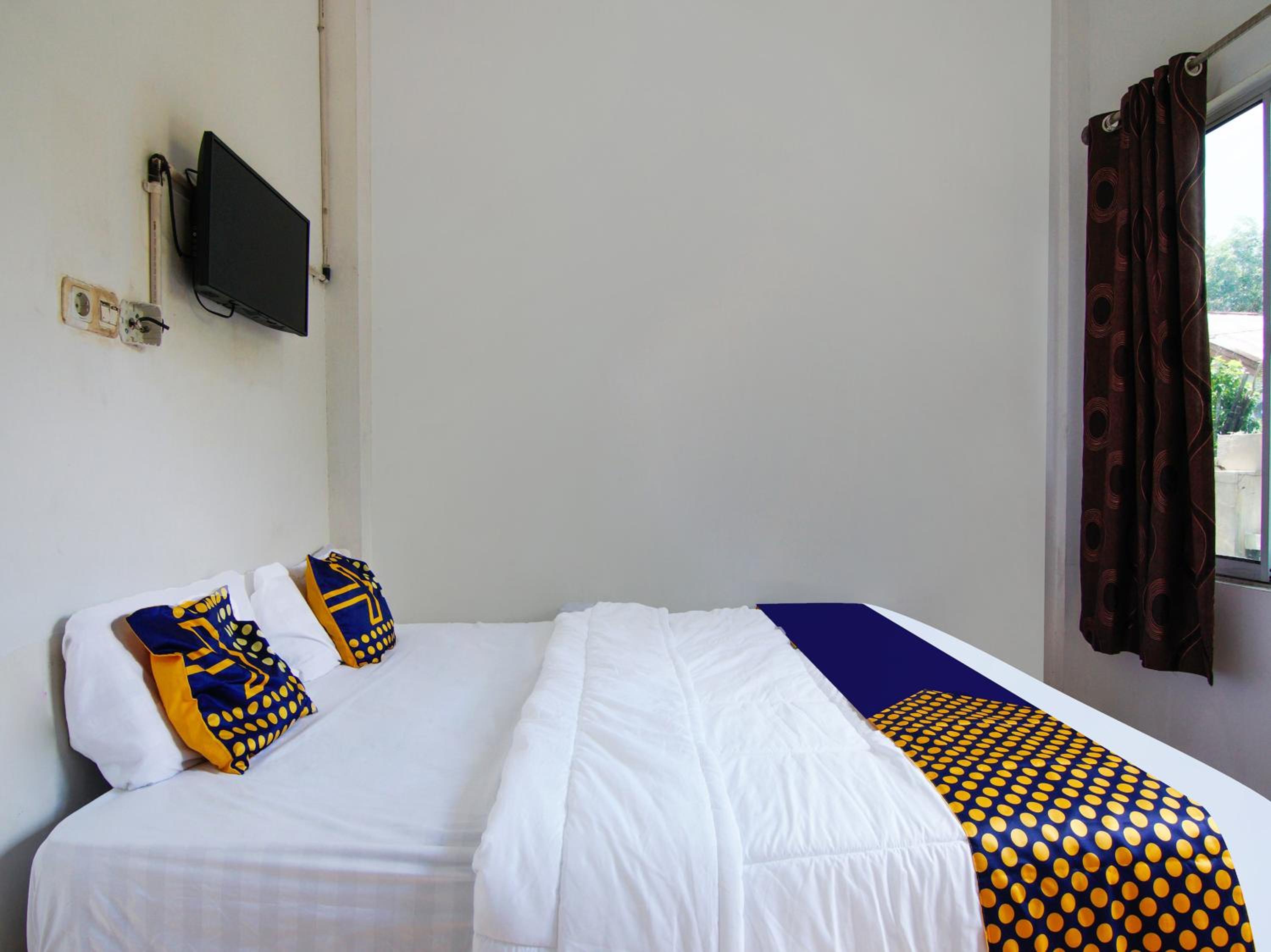 Double Room - Photo 3