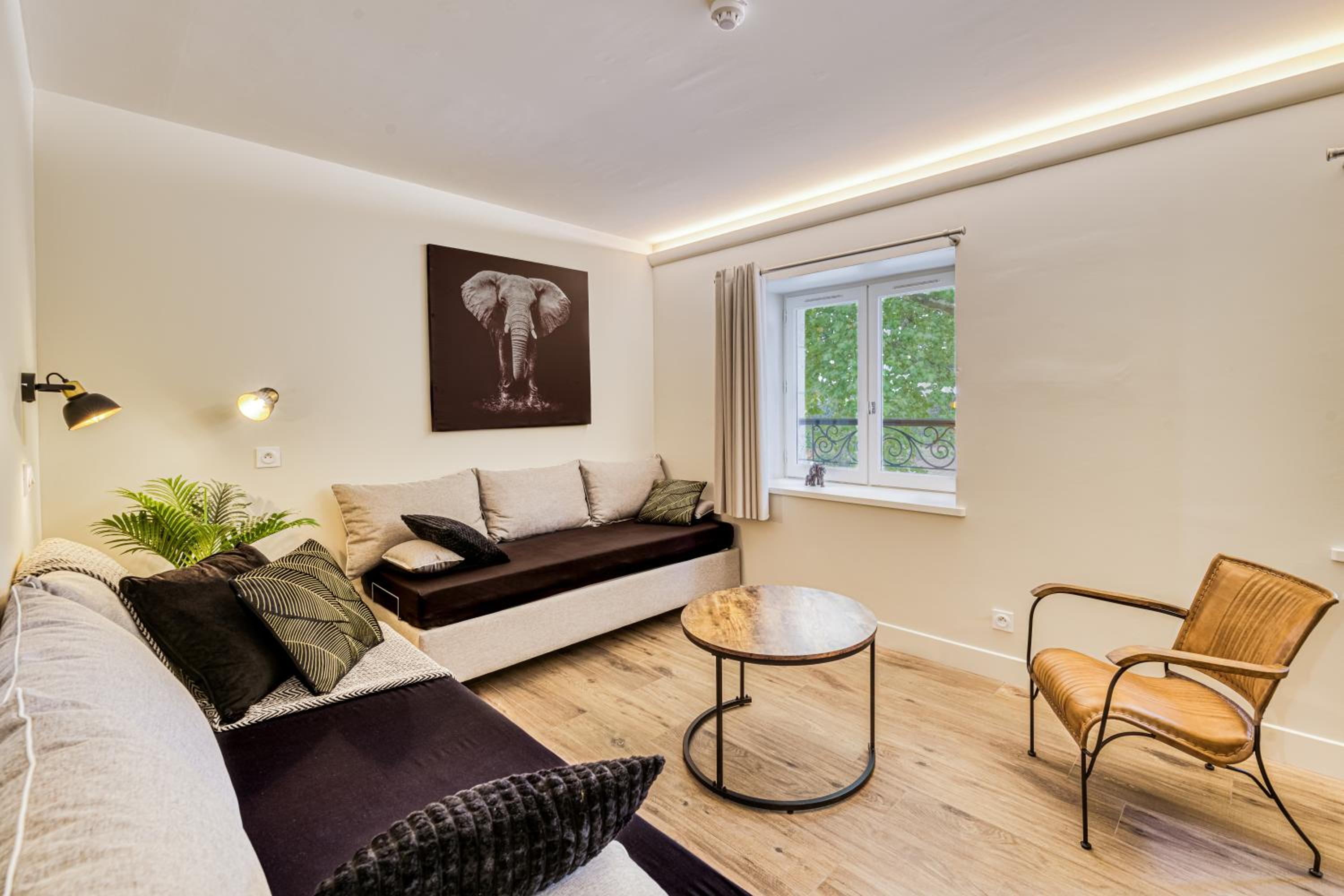 Suite with Lake View photo 2