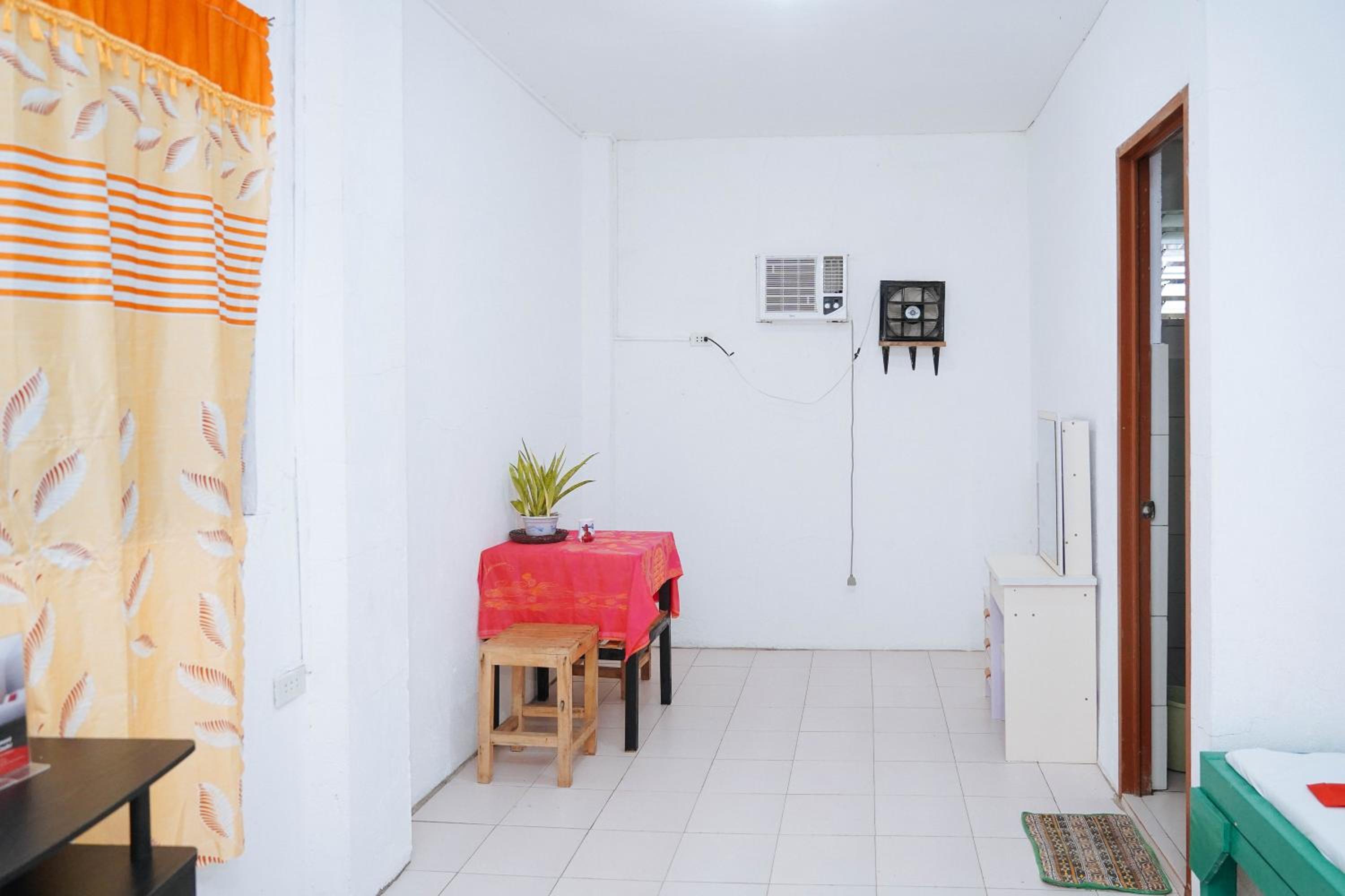Double Room - Photo 5