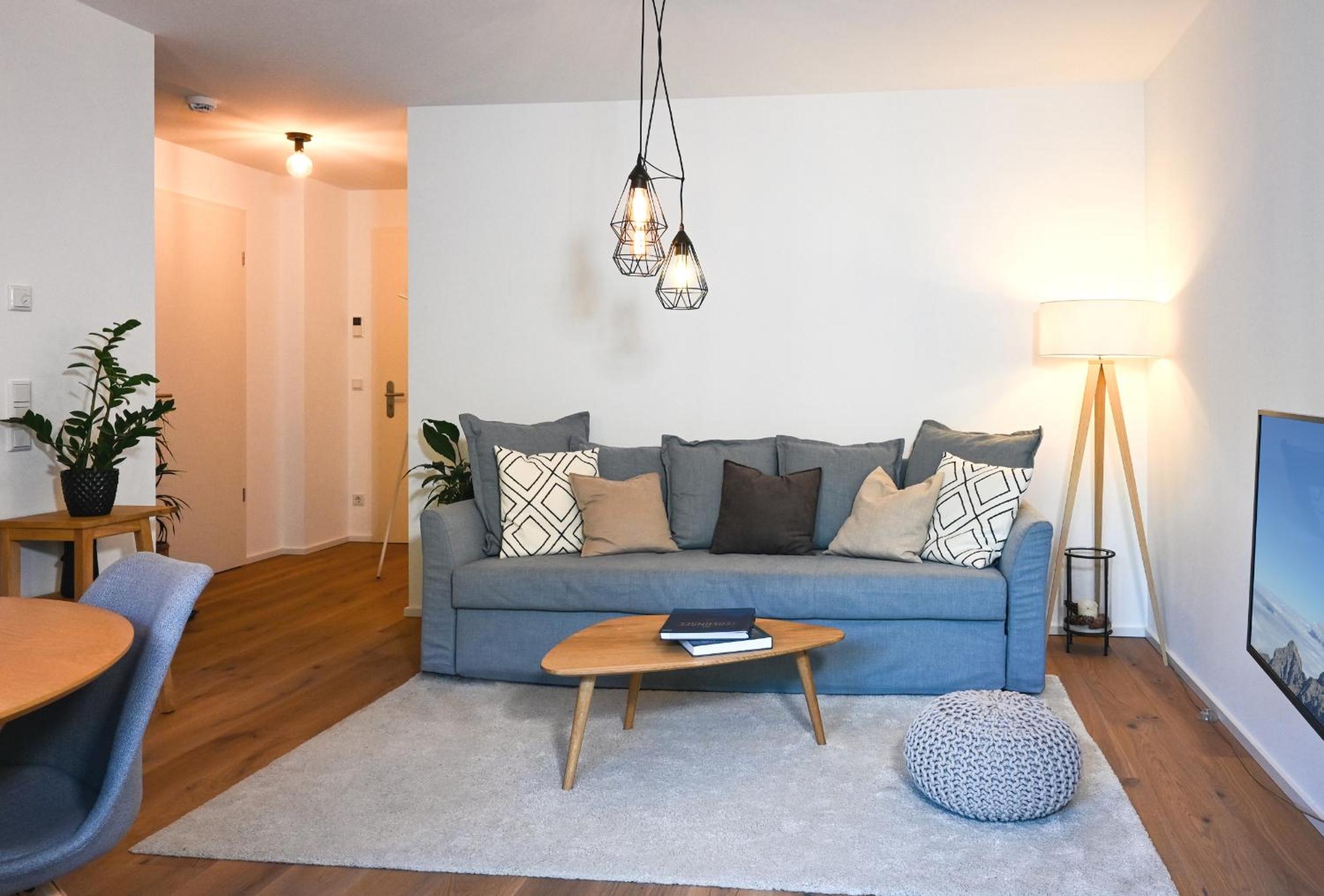 One-Bedroom Apartment photo 1