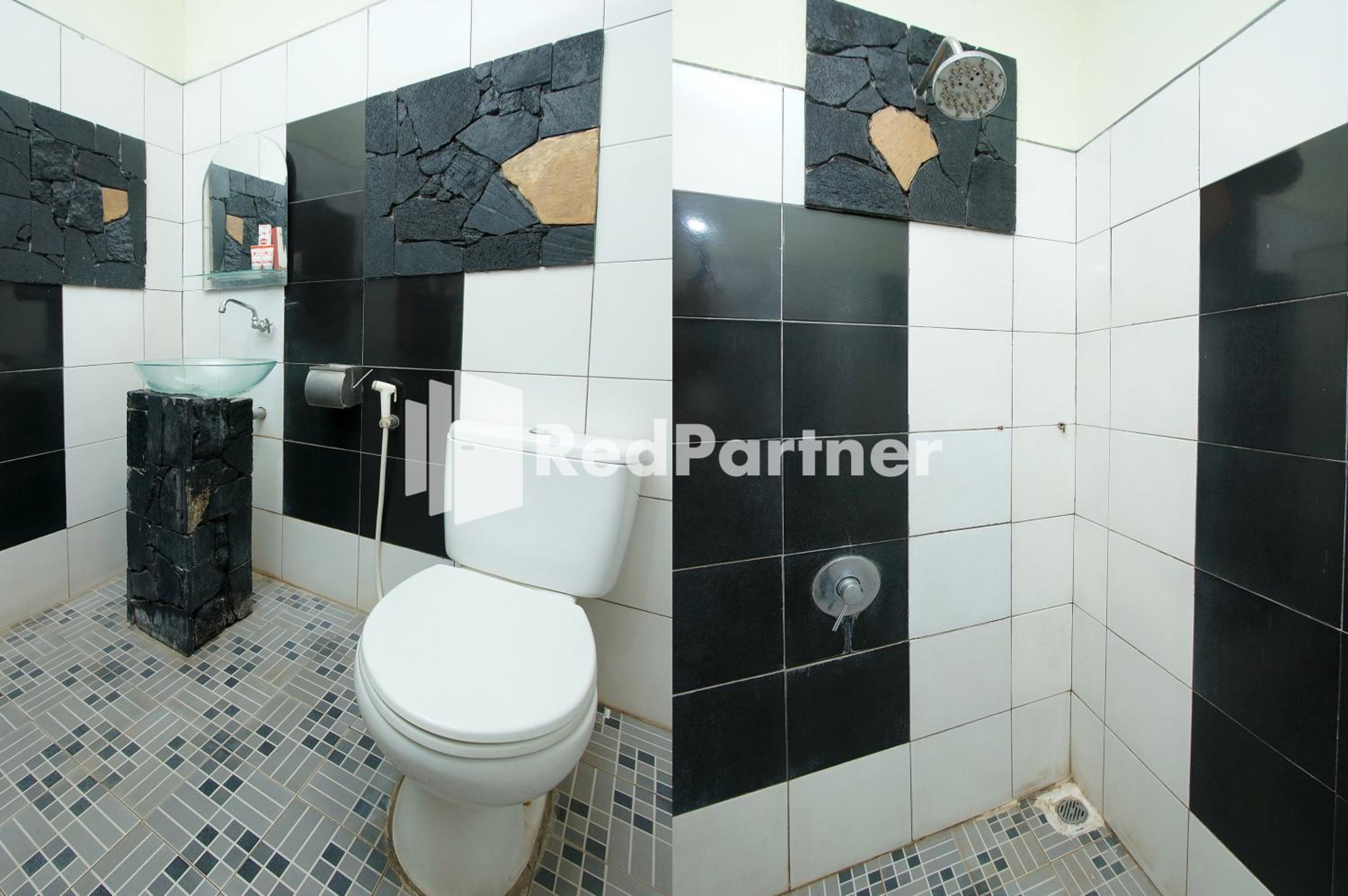 Deluxe Room - Photo 7