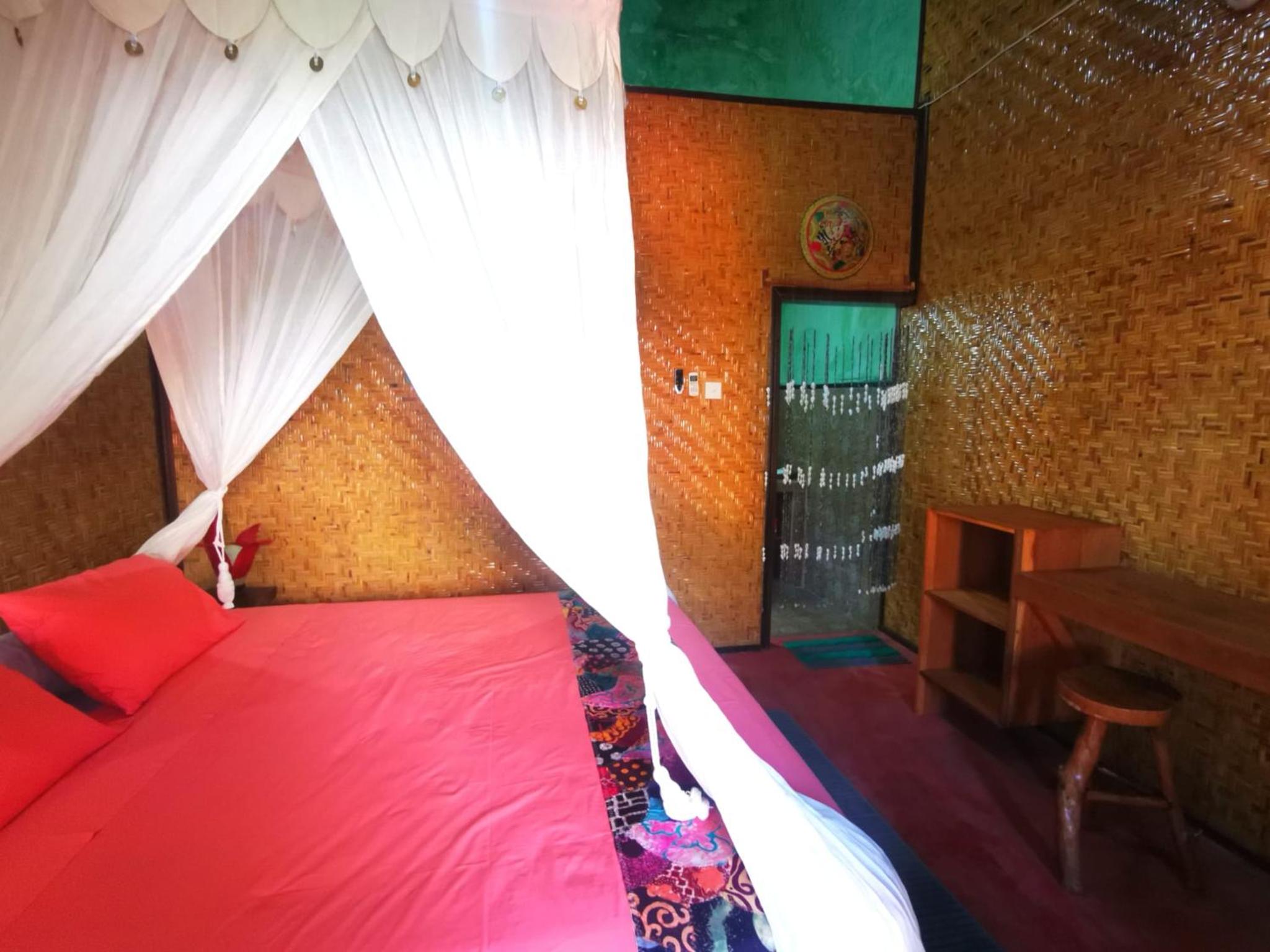 Deluxe Bungalow photo 1