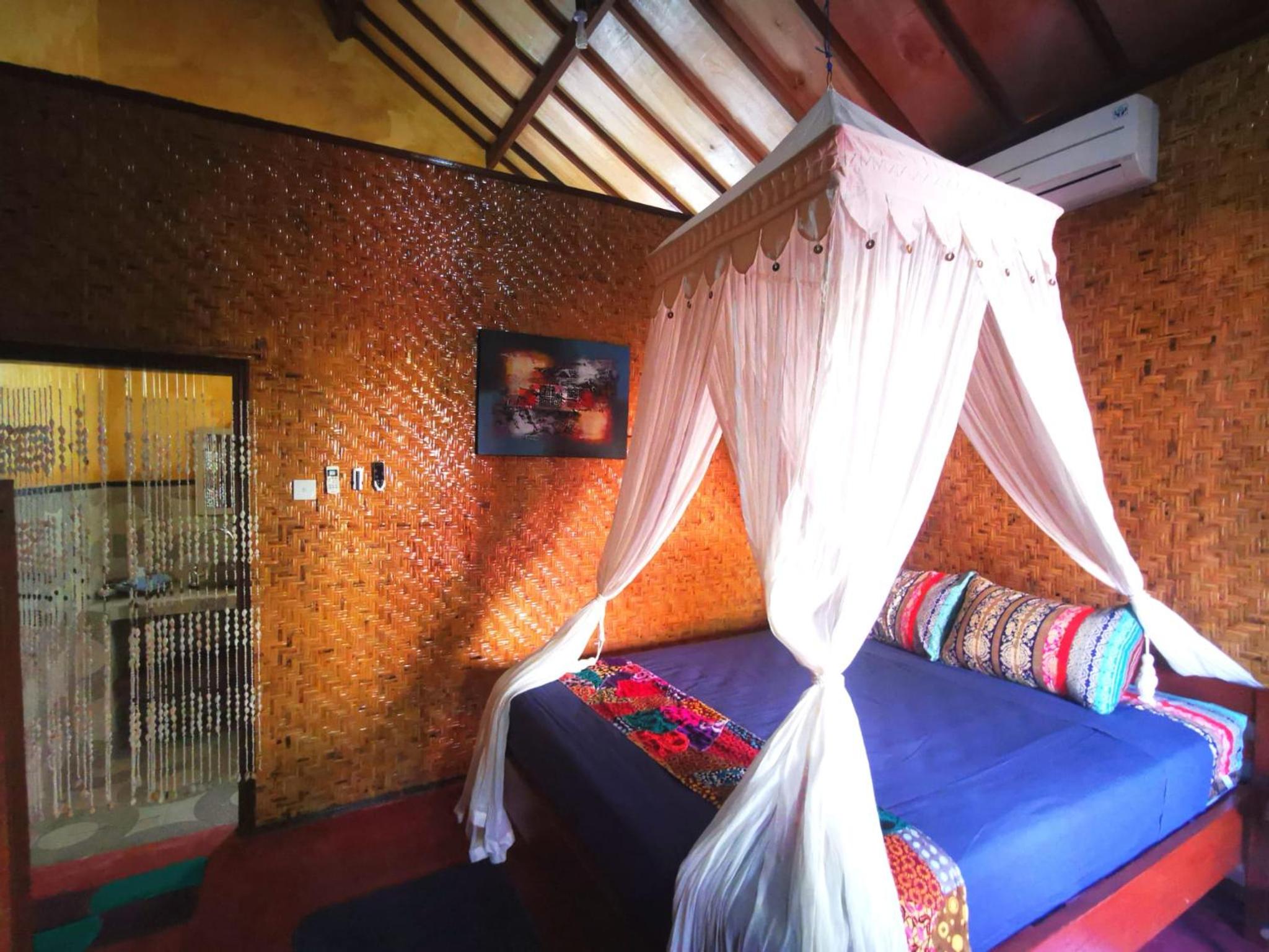 Deluxe Bungalow photo 1