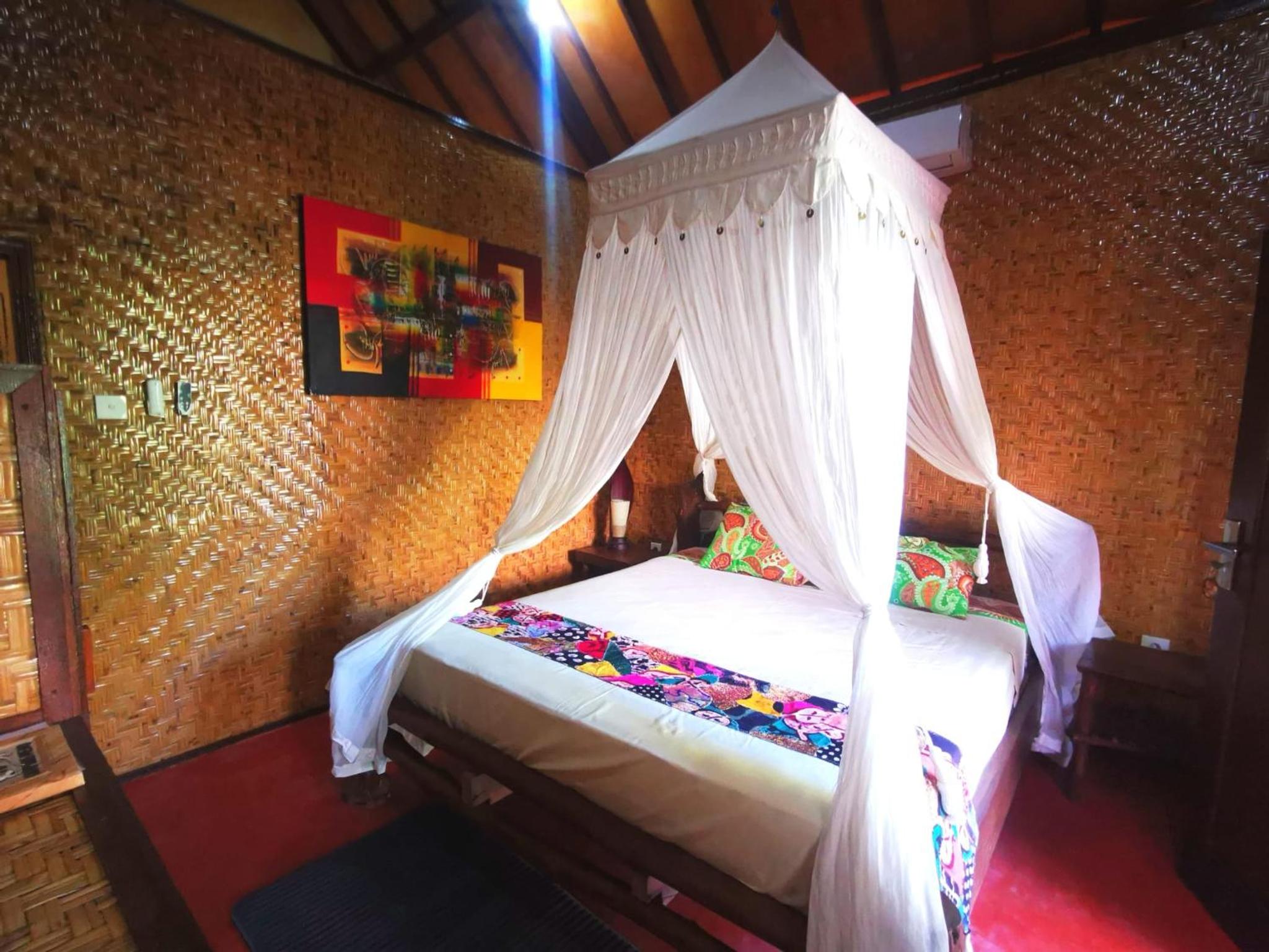 Deluxe Bungalow photo 1