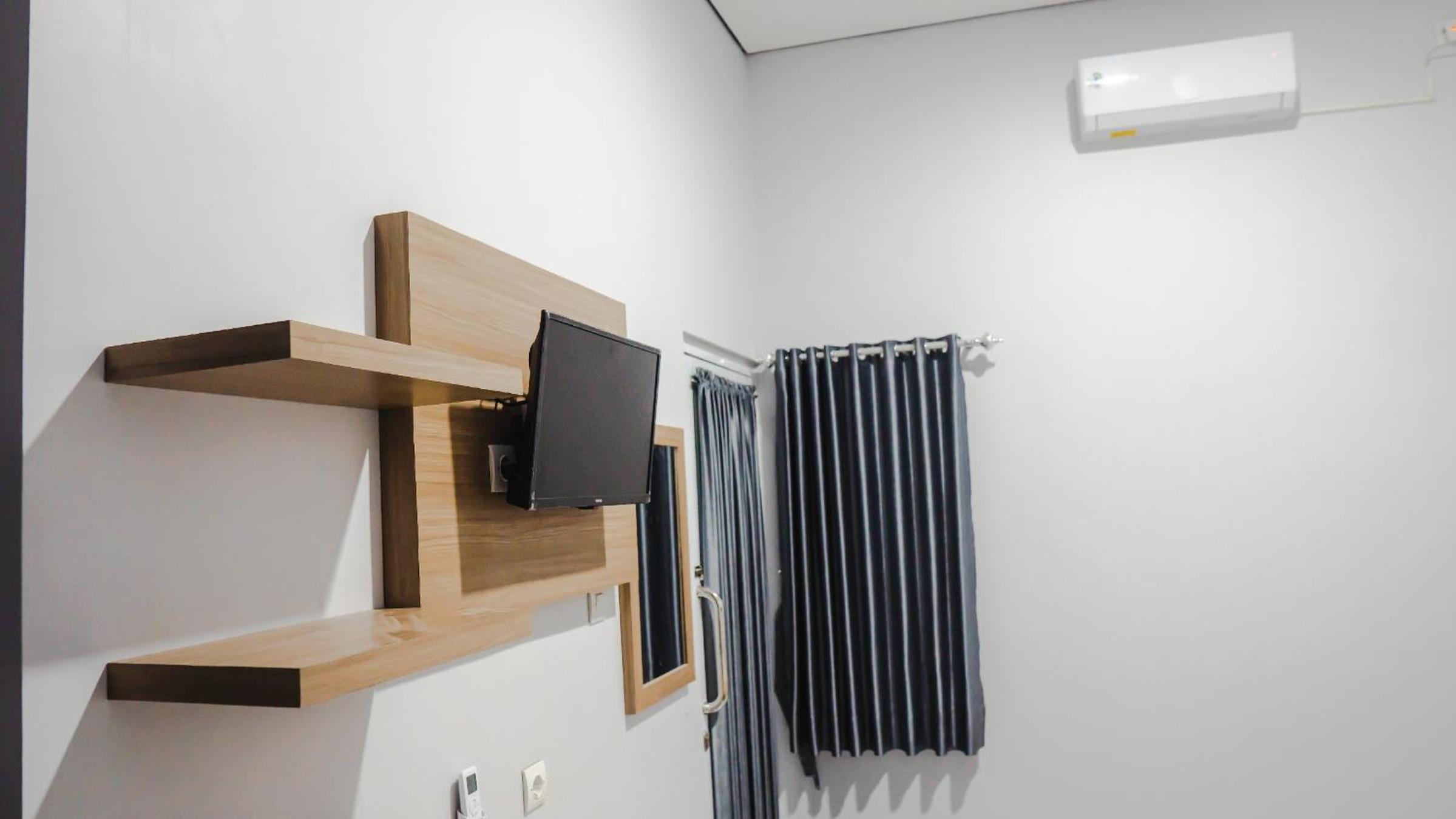 Deluxe Twin Room - Photo 6