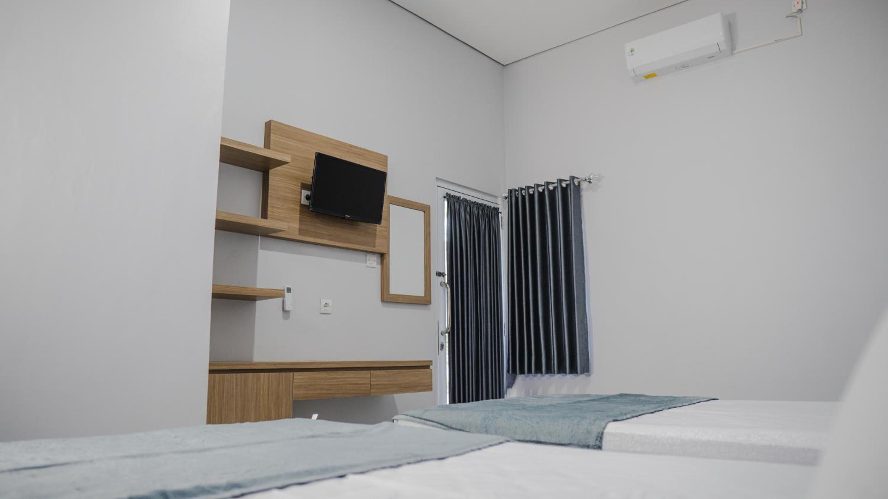 Deluxe Twin Room - Photo 1