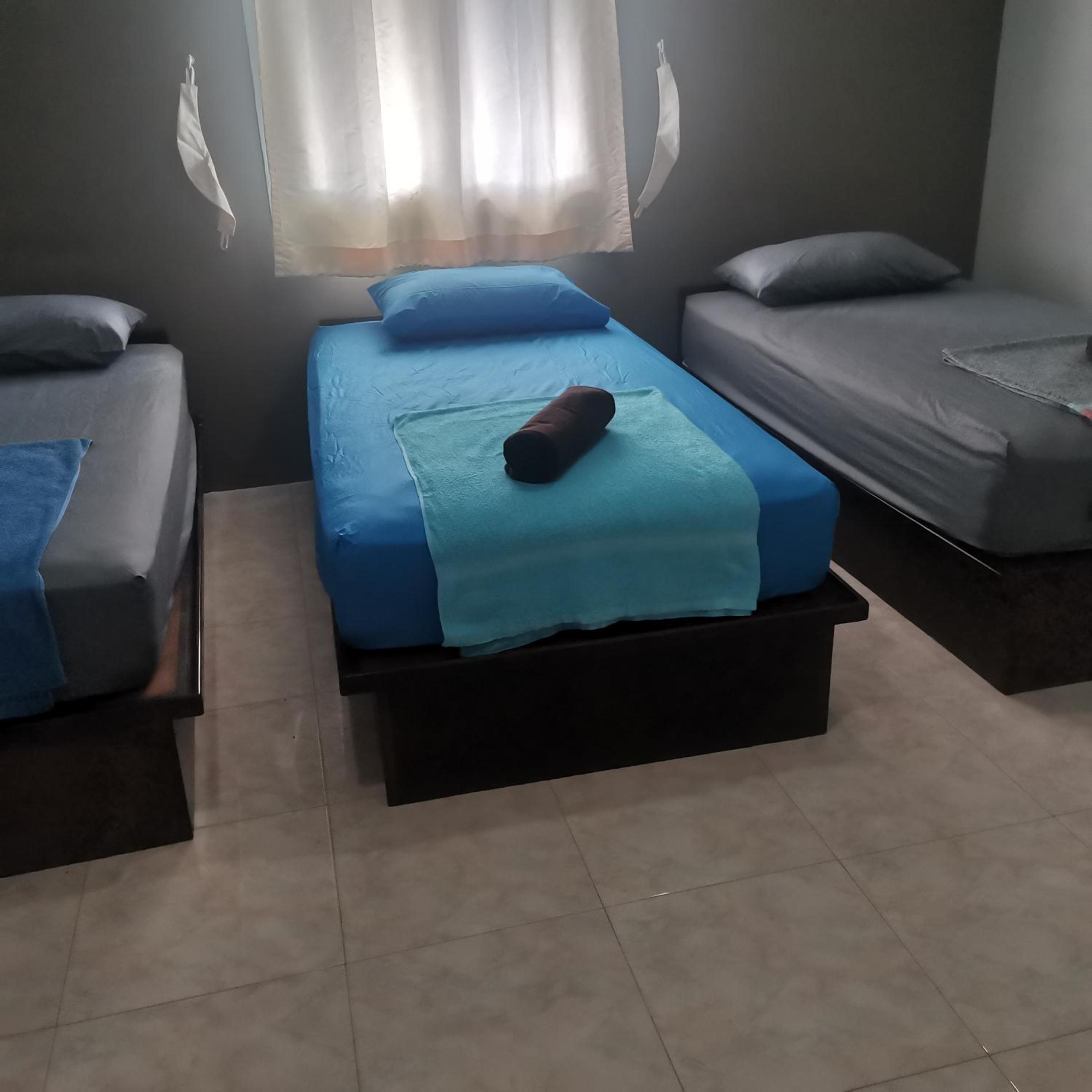 Triple Room with Private Bathroom - Photo 4