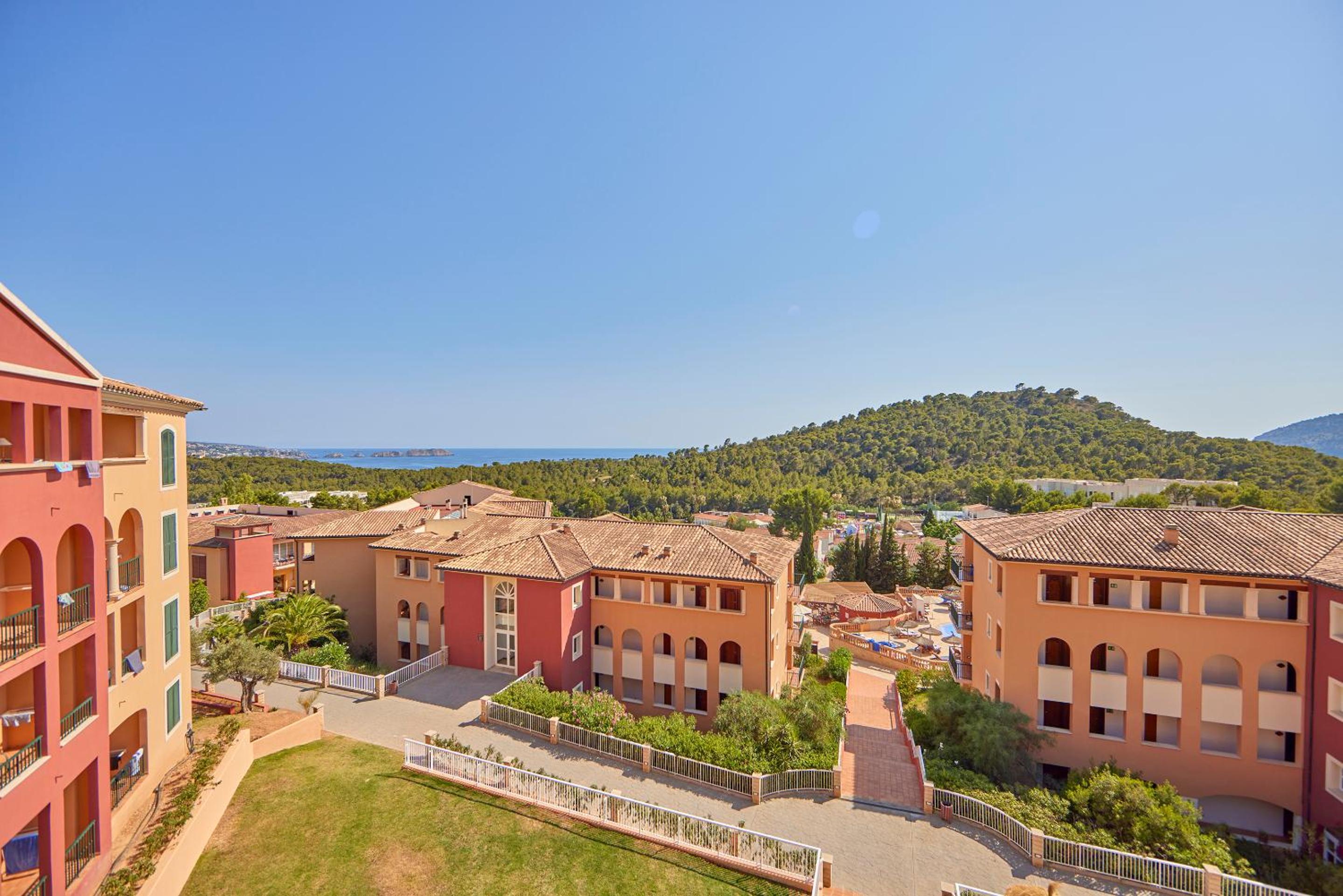Double Room with Sea View photo 2