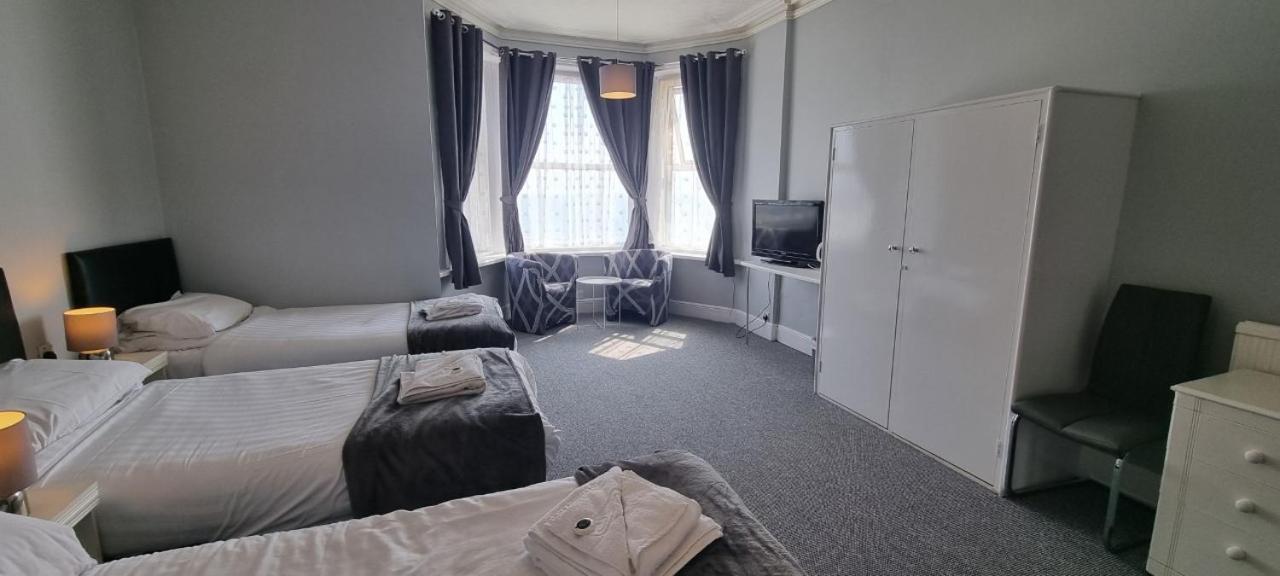 Family Room with Sea View photo 1