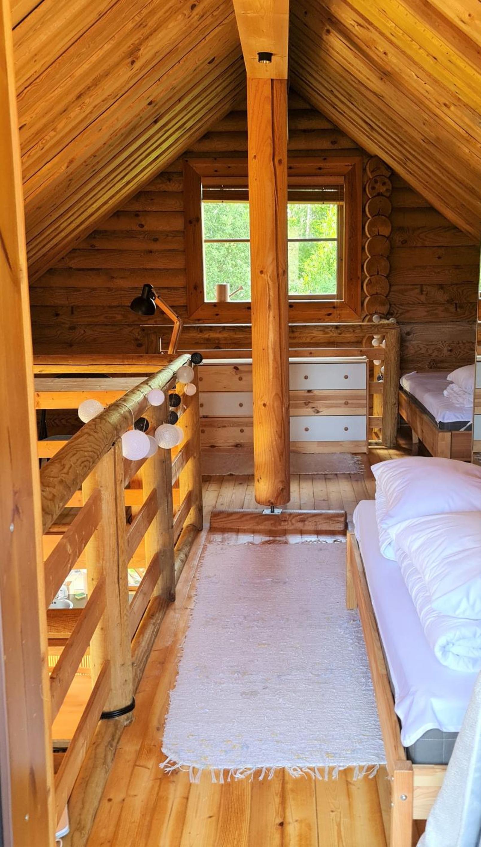 One-Bedroom House photo 1