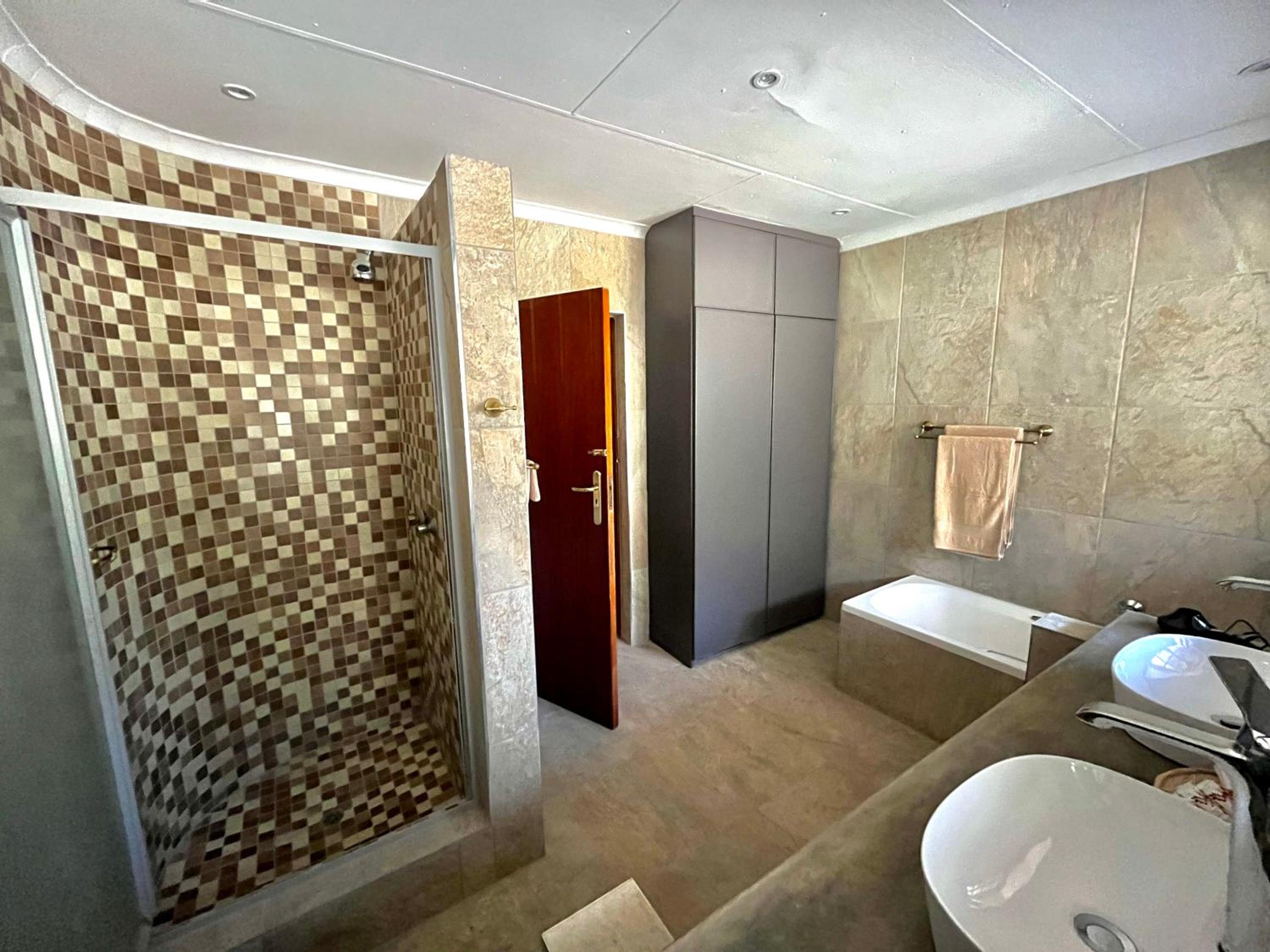 King Room - Photo 22