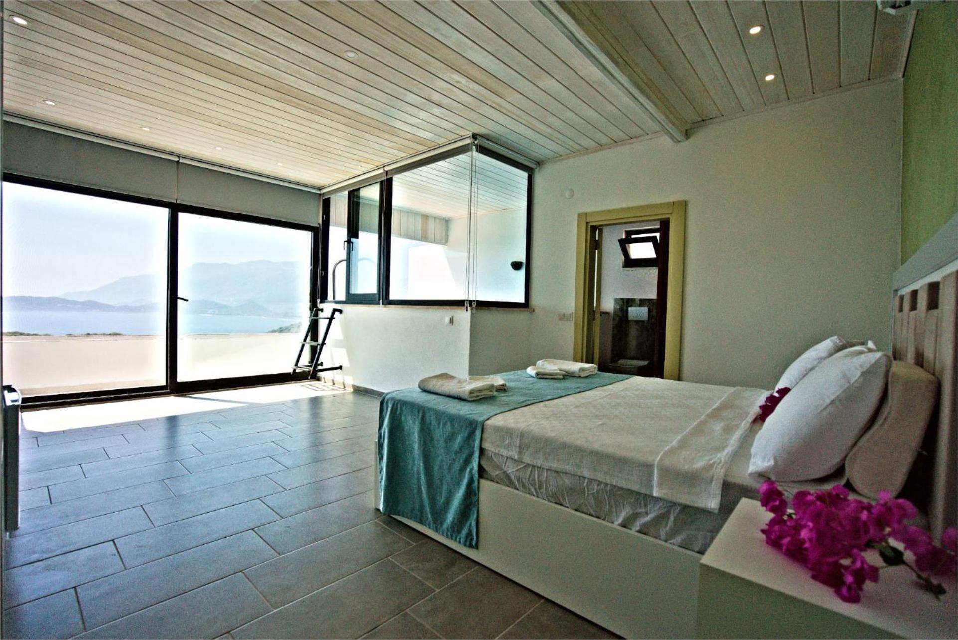 Large Double Room - Photo 18