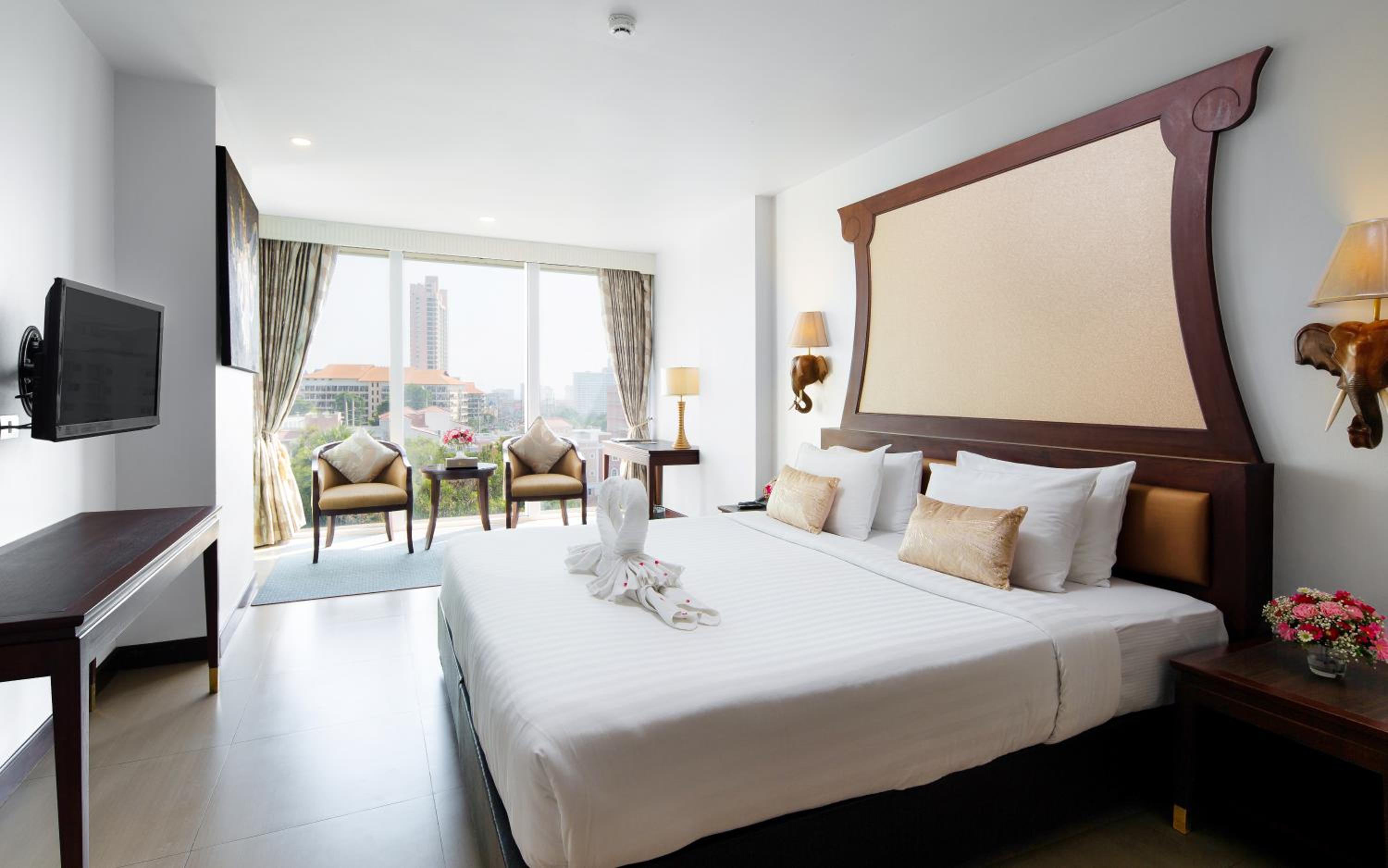 Deluxe Double or Twin Room photo 1