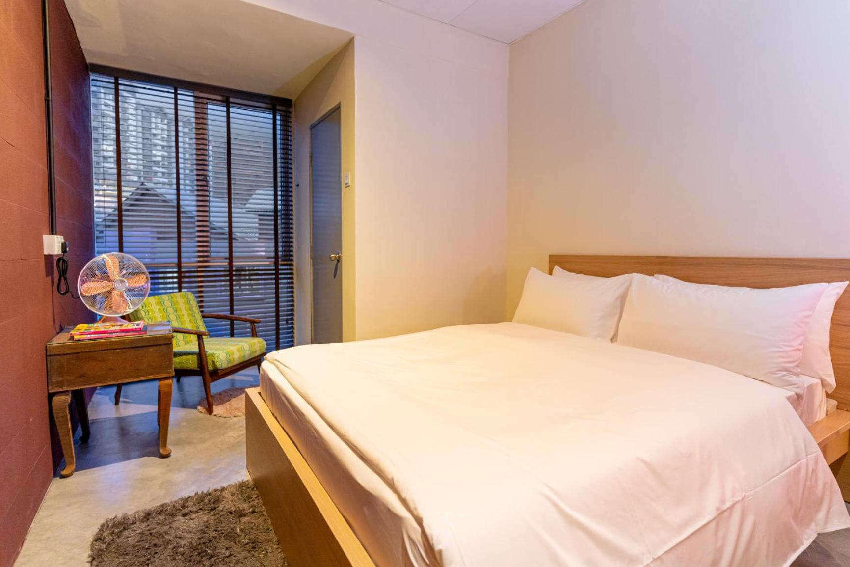 Double Room with Shared Bathroom photo 3