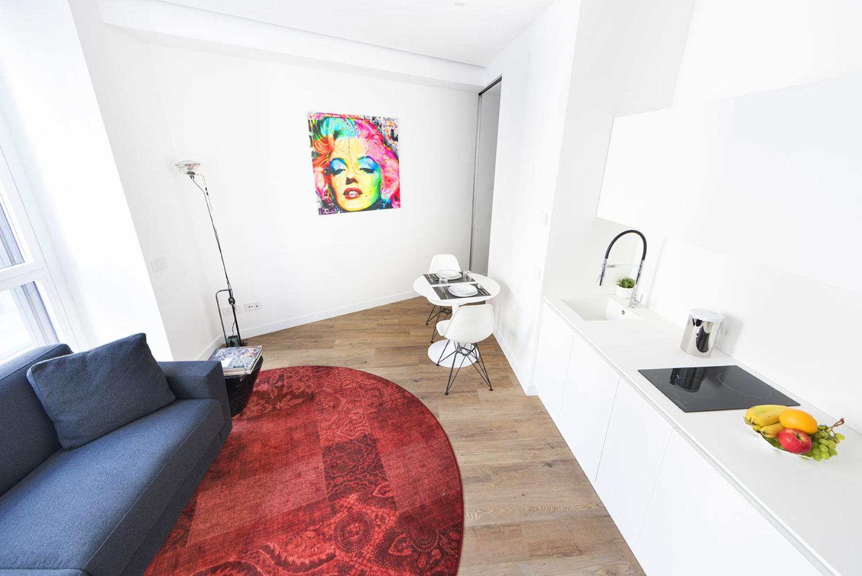 Deluxe Apartment