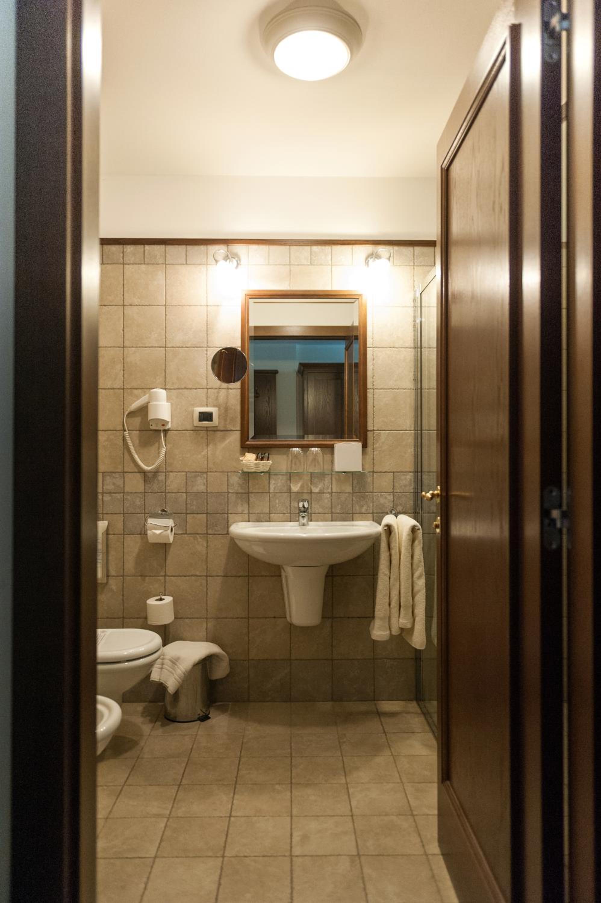 Double Room with Balcony photo 2