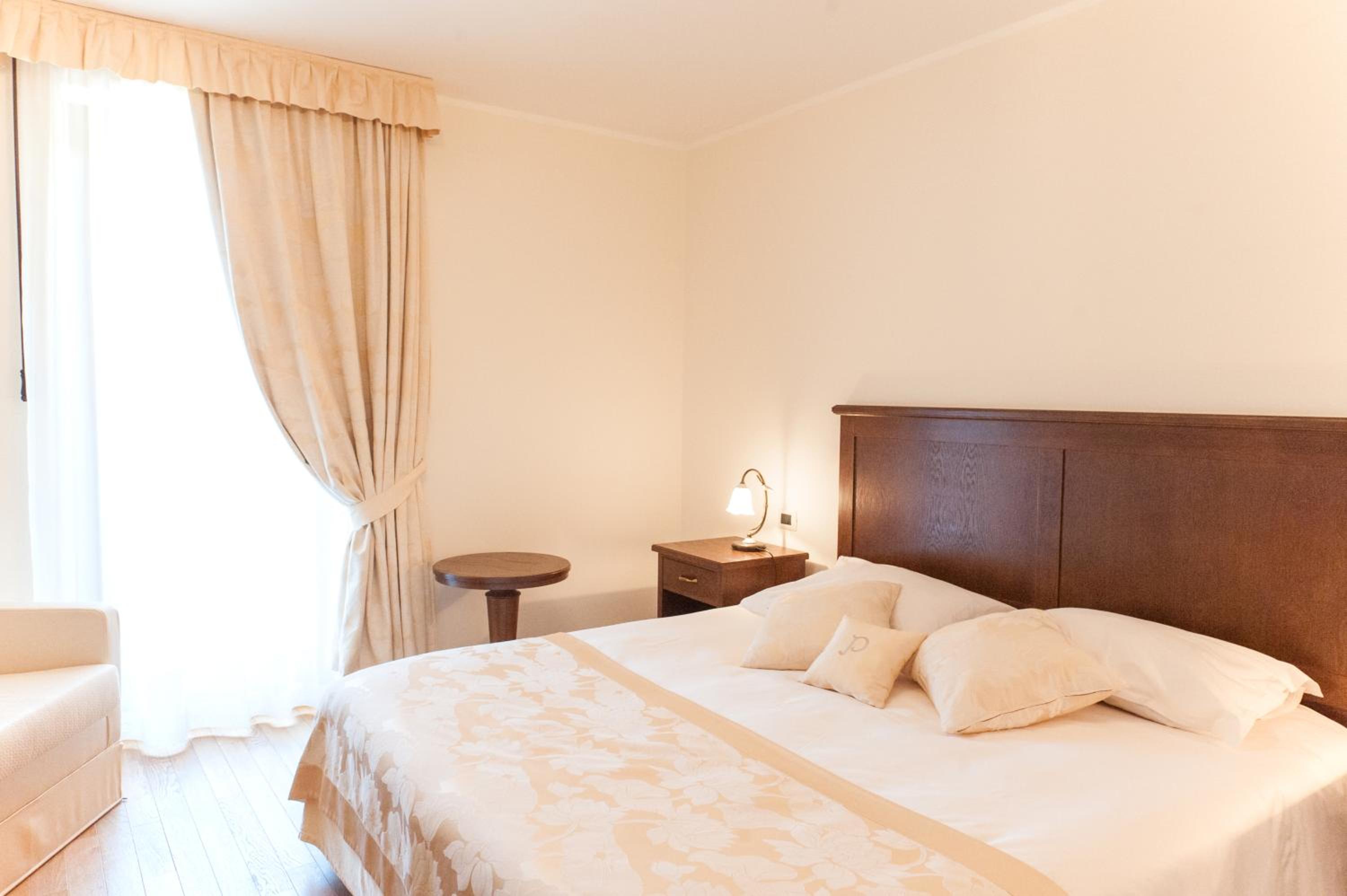 Double Room with Balcony photo 3